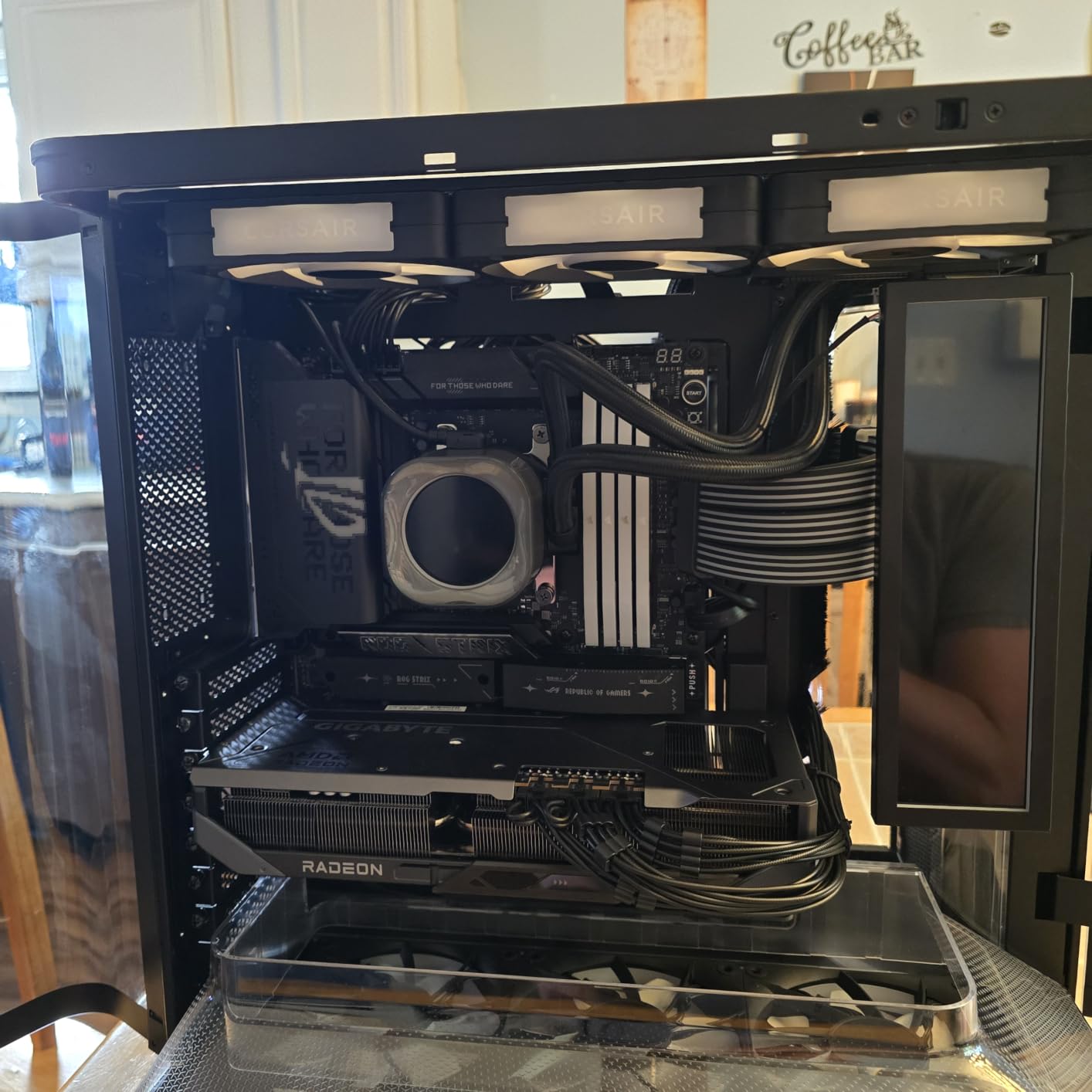 ASUS ROG Strix X870E-E Gaming WiFi AMD AM5 X870 ATX Motherboard 18+2+2 Power Stages, Dynamic OC Switcher, Core Flex, DDR5 AEMP, WiFi 7, 5X M.2, PCIe 5.0, Q-Release Slim, USB4, AI OCing & Networking customer photo 2