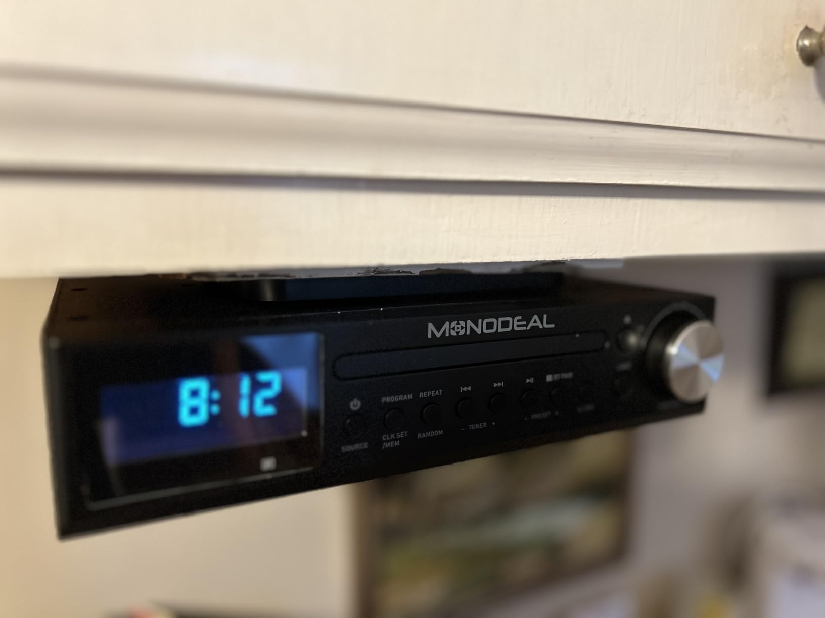 MONODEAL Bluetooth CD Player, Under Cabinet Kitchen FM Radio CD Player, Dual HD Speakers, Wireless Music System with LED Light, Remote Control, Kitchen Timer, Dual Alarm Clock Black customer photo 2