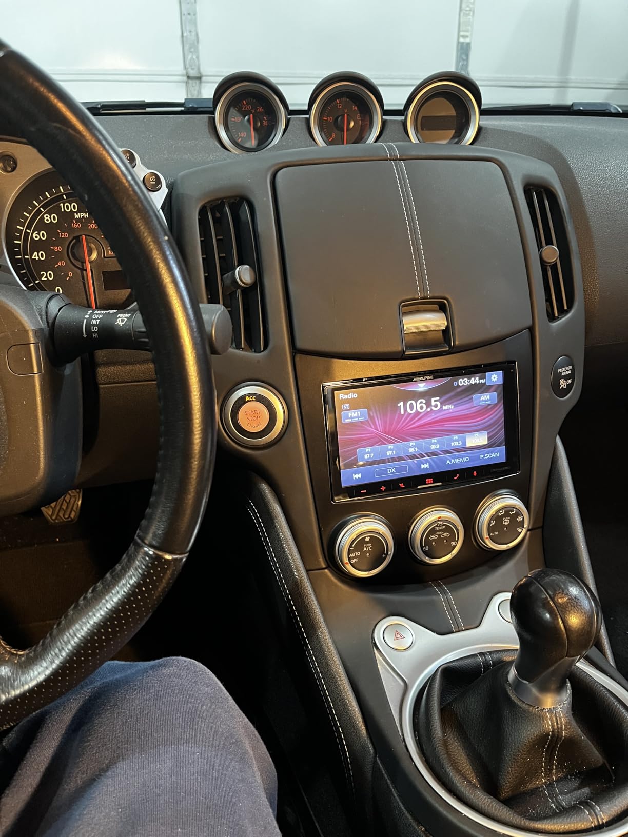 Alpine iLX-W770-M Digital Multimedia Receiver with Wireless CarPlay and Android Auto Compatibility customer photo 1