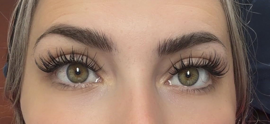 Goddvenus Lash Clusters Kit Wispy Eyelash Clusters Lashes Natural DIY Lash Extension Kit 10-16mm Cluster Eyelash Extensions Kit 300pcs C Curl Individual Lashes Cluster Eyelash (No Tweezers) customer photo 1