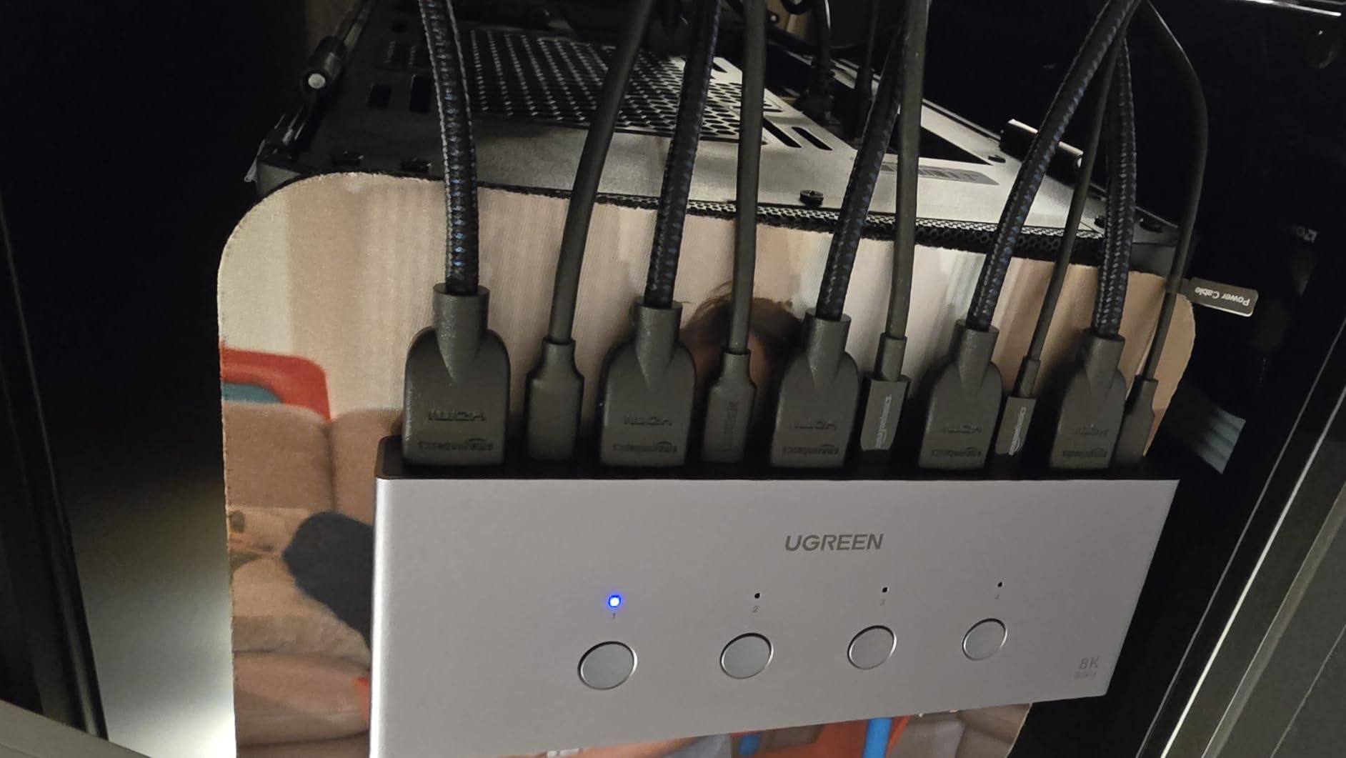 UGREEN 8K@60Hz HDMI KVM Switch 4 Computers with 4 USB 3.0 Ports Aluminum KVM Switches Share One Monitor Keyboard Mouse Hard Drives Printer with 4 HDMI Cables, 4 USB Cables and Desktop Controller customer photo 2