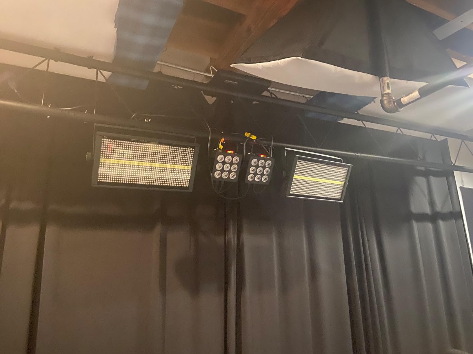 Rechargeable Stage Par Lights: 20H Single-Color 6H Charging | 6IN1 RGBWA+UV LED | Remote DMX & Sound Activation | Battery Powered Uplights for DJ Wedding Party Church & Live Performance - 2 Pack customer photo 2