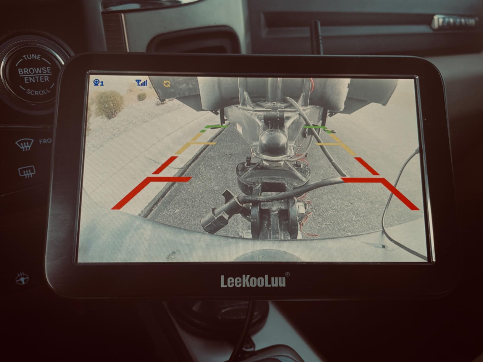 HD 1080P 7 Inch Wireless Backup Camera for Truck: 15-Min Easy to Install | 150 Degree Wide View Angle Eliminate Rear Blind Spots with Starlight Night Vision - Rear View Camera for Pickup Car Parking Safety customer photo 2