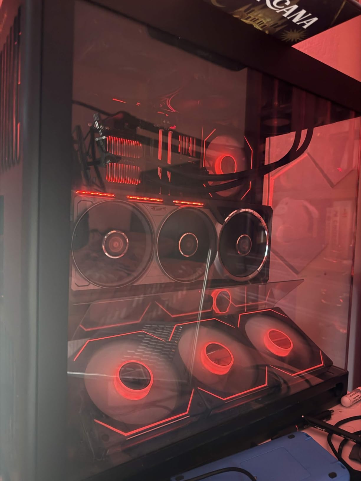 ASUS ROG Astral NVIDIA GeForce RTX 5090 32GB GDDR7 OC Edition Gaming Graphics Card (PCIe 5.0, HDMI/DP 2.1, 3.8-Slot, 4-Fan Design, Axial-tech Fans, Patented Vapor Chamber), 3 Year Warranty customer photo 2