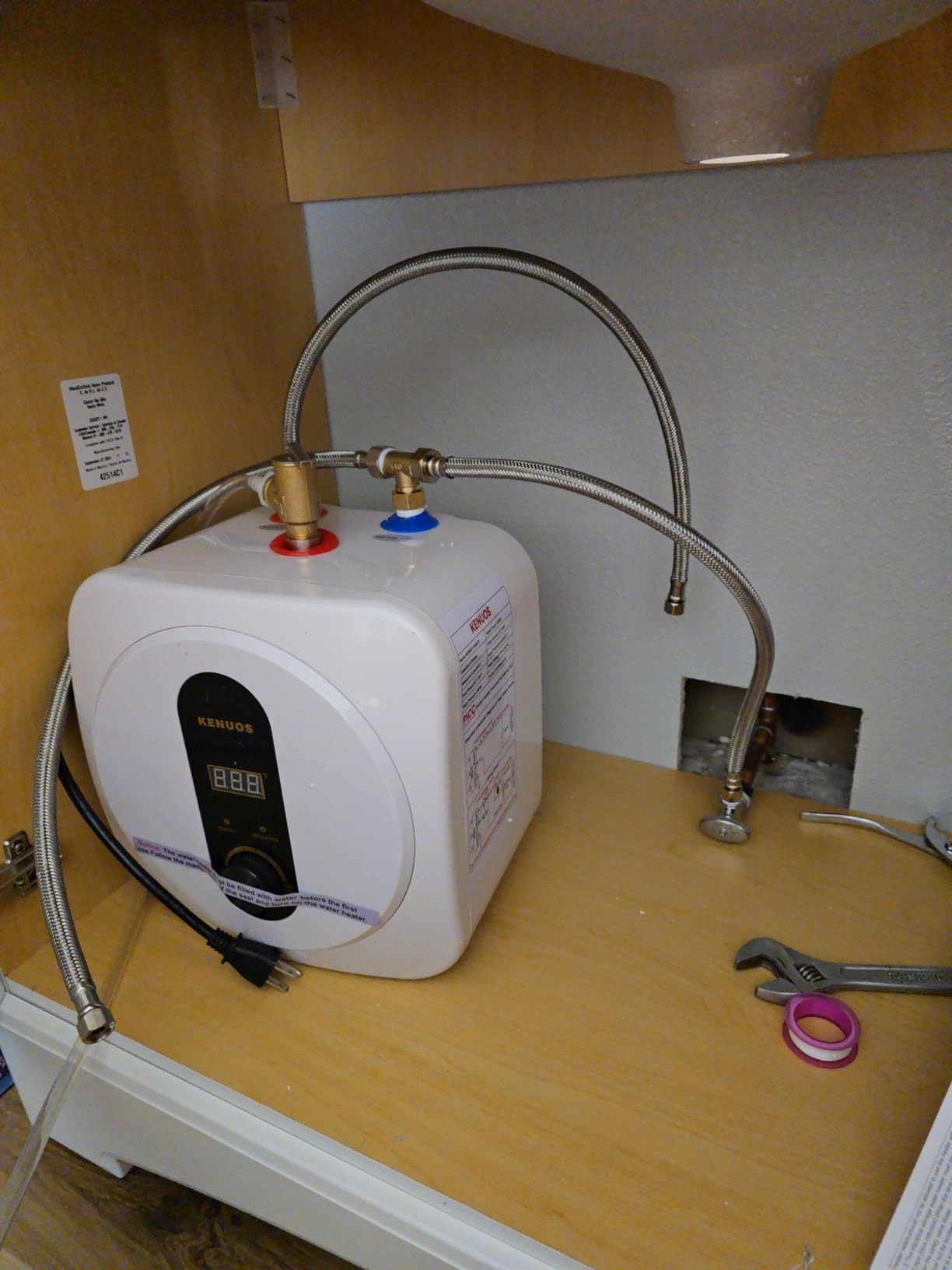 Under Sink Instant Hot Water Heater,2.5 Gallon Mini Tank Water Heaters with LED Display,1500W 120V Small Water Heater 1/2