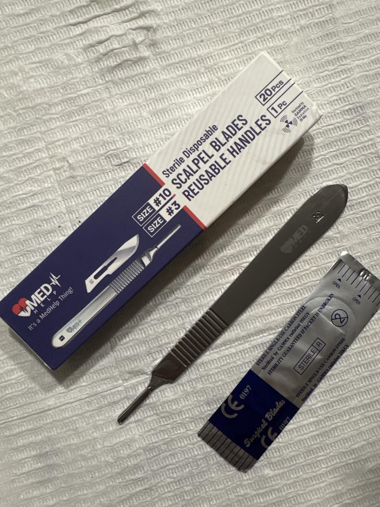 14R Blades Dermaplaning Scalpels with Dermaplane Handle, Pack of 21 Dermaplane Razor for Women Face with Stainless Steel Scalpel Handle 3 - Dermaplaning Tool for Face customer photo 2