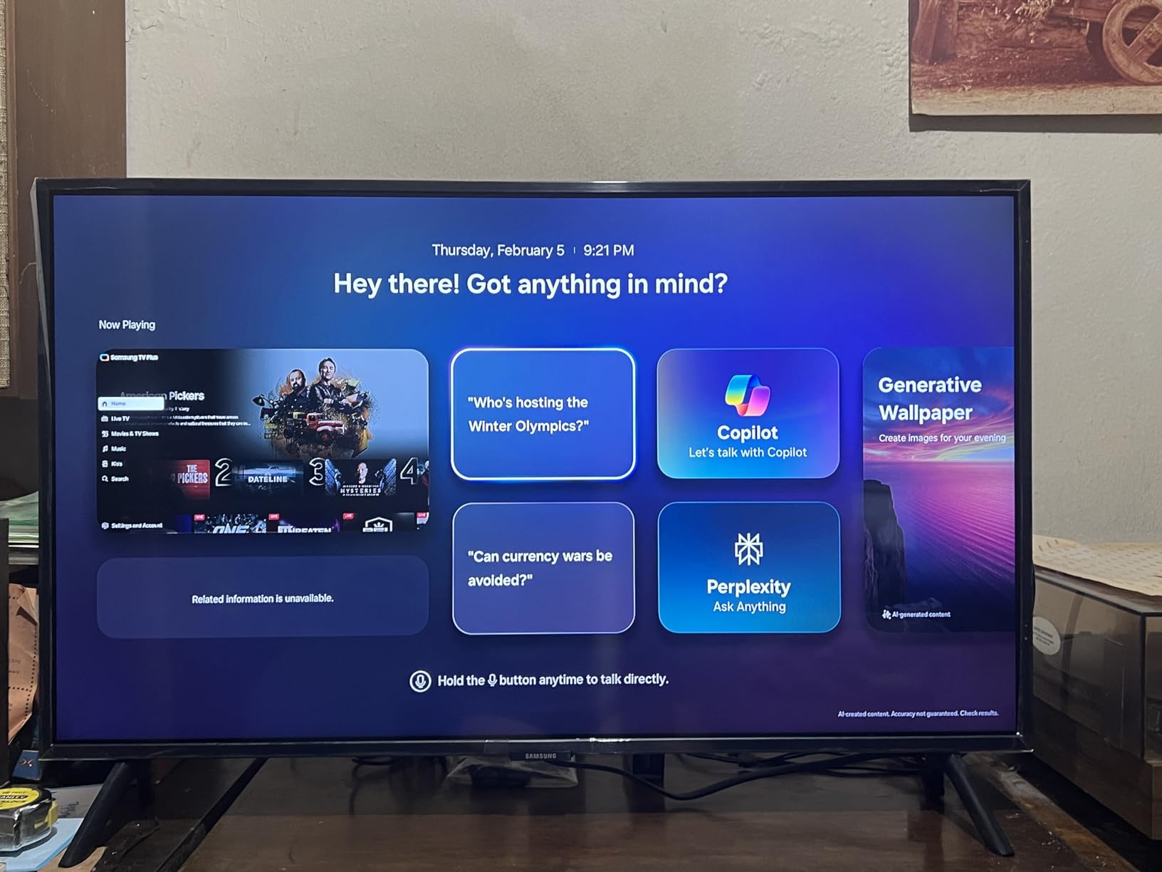 Samsung 32-Inch Class QLED Q8F 4K UHD Smart TV (2025 Model) - Q4 AI Processor, 100% Color Volume with Quantum Dot, Samsung Vision AI, Alexa Built-in customer photo 1