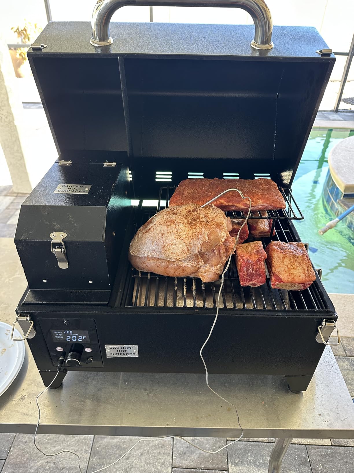 Freedom Portable Pellet Grill & Smoker: Digital Display, Dual Meat Probes, 242 sq in Cooking Area, AC/DC Powered, Black customer photo 2