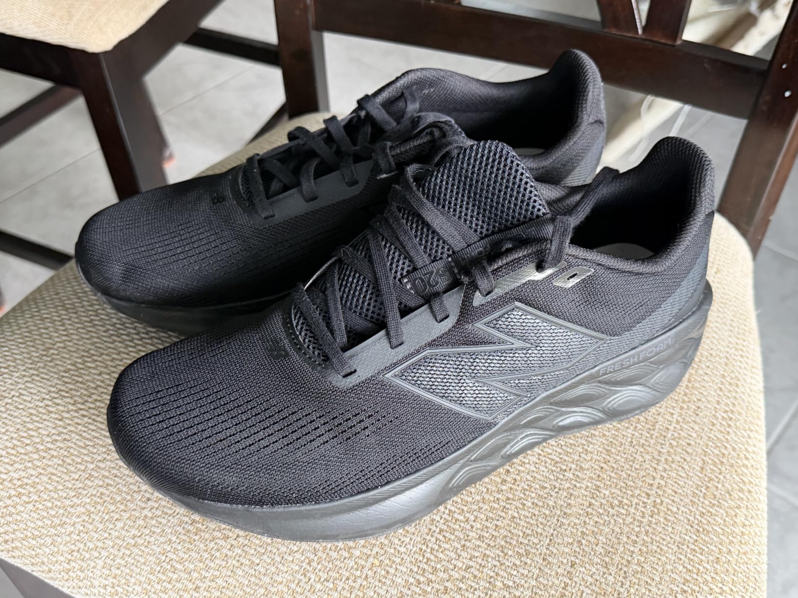 New Balance Men's Fresh Foam 520 v9 Running Shoe customer photo 2