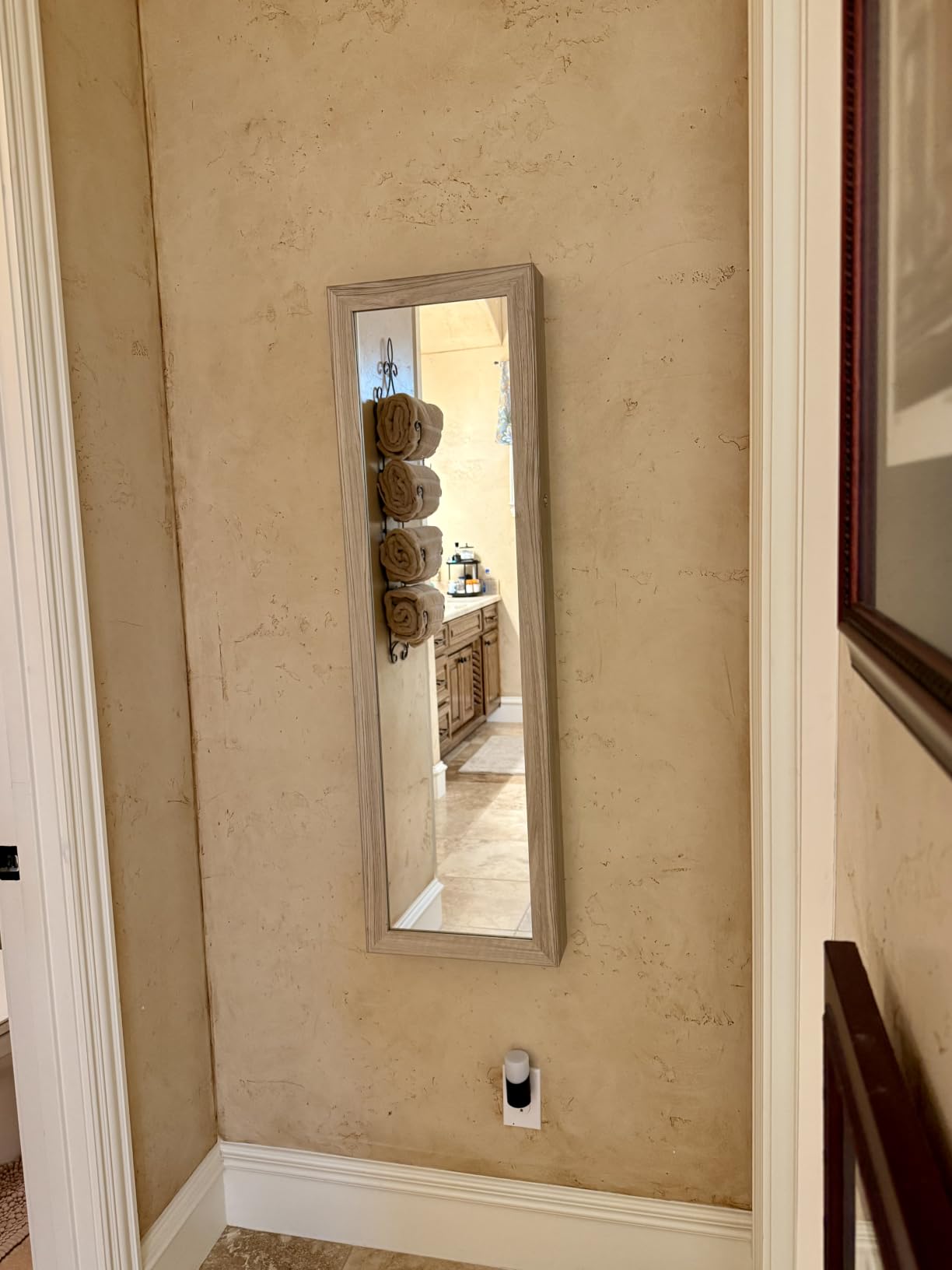 DUMOS 6 LEDs Mirror Jewelry Cabinet, Wall or Door Mounted Jewelry Organizer, 47.2-Inch Tall Lockable Large Capacity Cosmetic Storage, Gift Idea, White customer photo 2