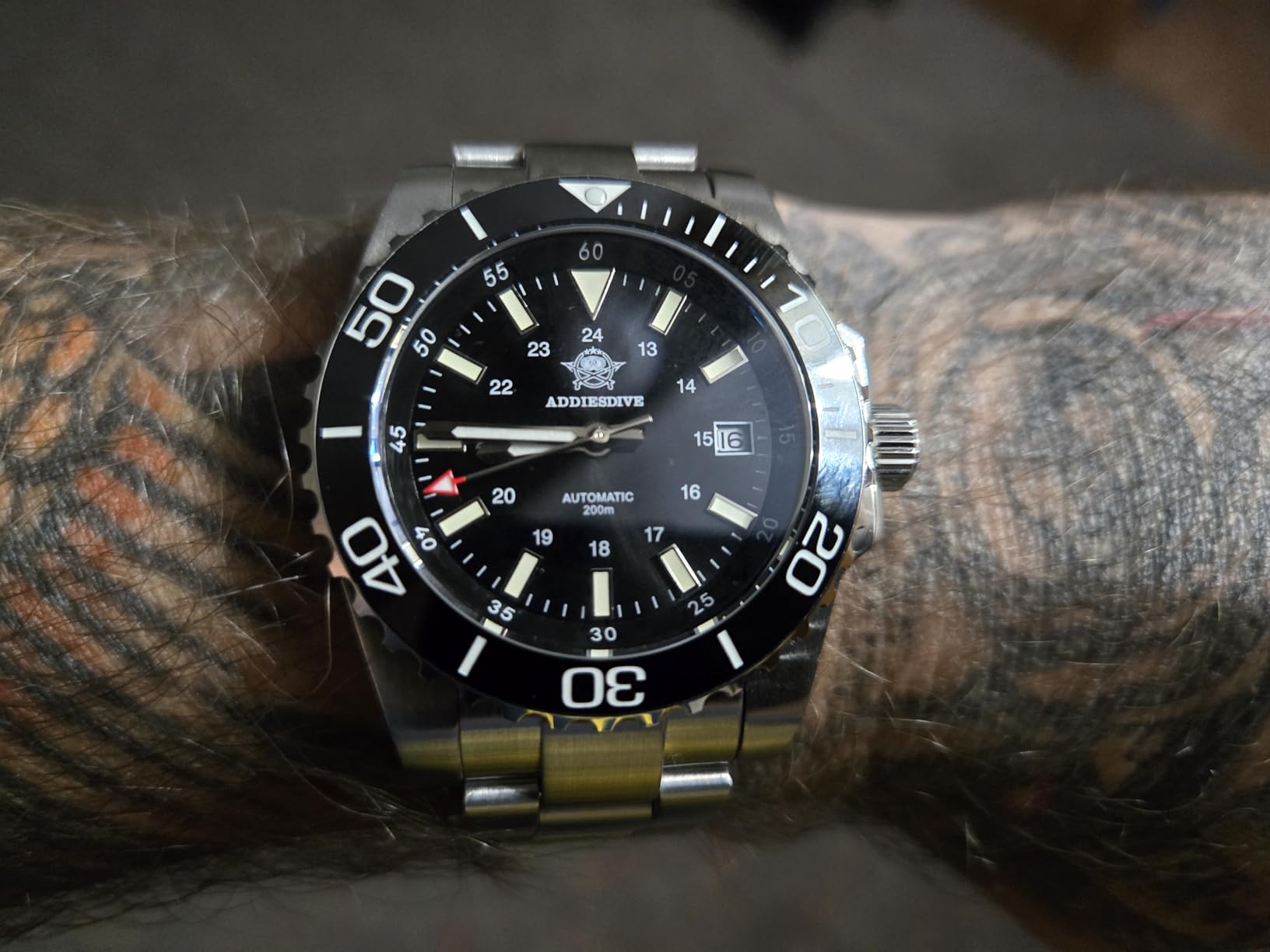 ADDIESDIVE Men's Automatic Dive Watch Sunray Brushed Dial 200M Waterproof Synthetic Sapphire Super Luminous Stainless Steel Diving Watch for Outdoor customer photo 2