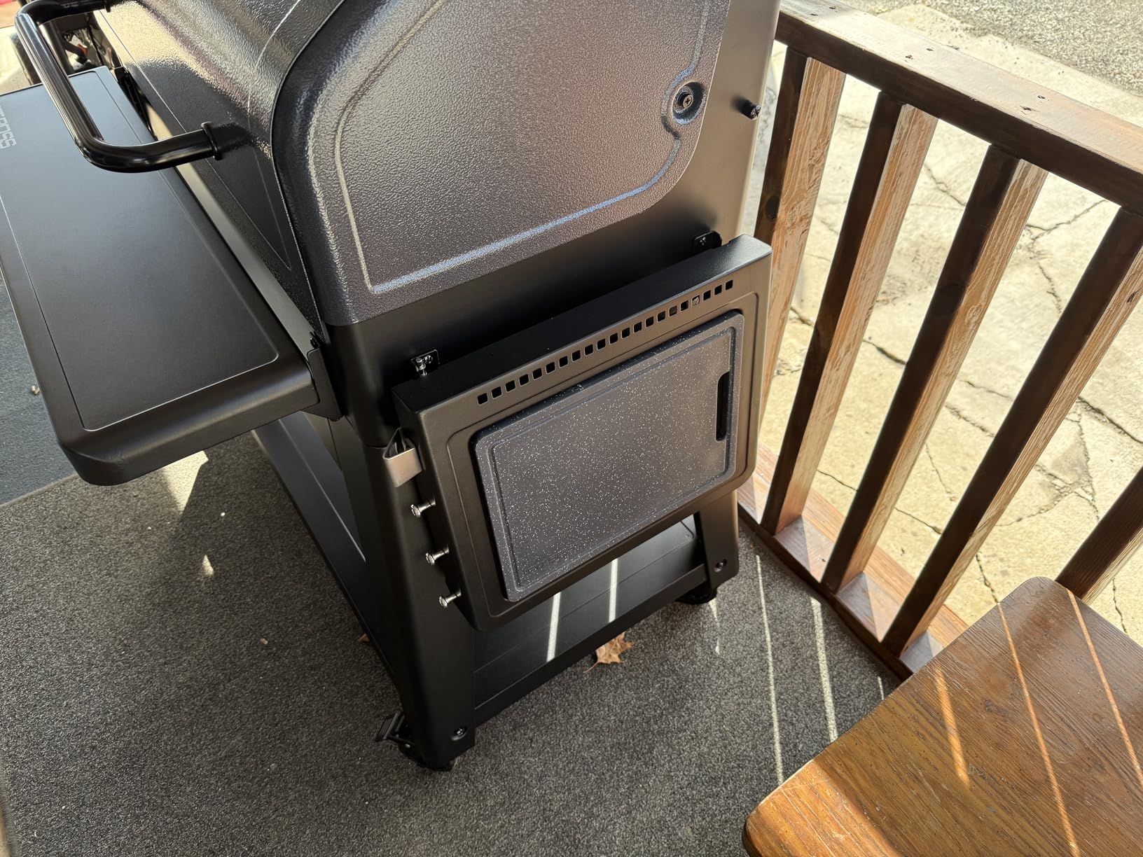 Pit Boss 1300 Navigator Series WiFi & Bluetooth Wood Pellet Grill & Smoker, Touchscreen Controller, 1,329-Sq. In. customer photo 1