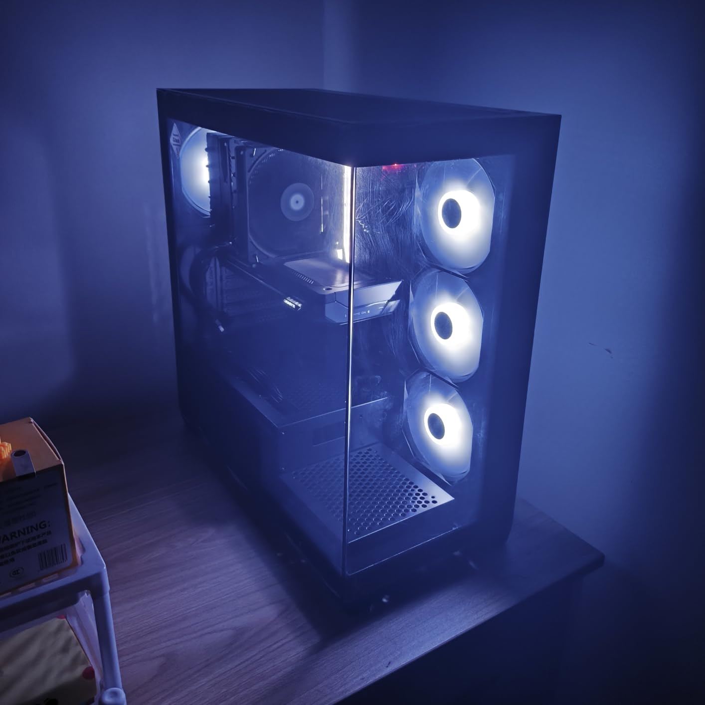 GIGABYTE GeForce RTX 5060 Gaming OC 8G Graphics Card, 8GB 128-bit GDDR7, PCIe 5.0, WINDFORCE Cooling System, Made by NVIDIA, GV-N5060GAMING OC-8GD customer photo 2