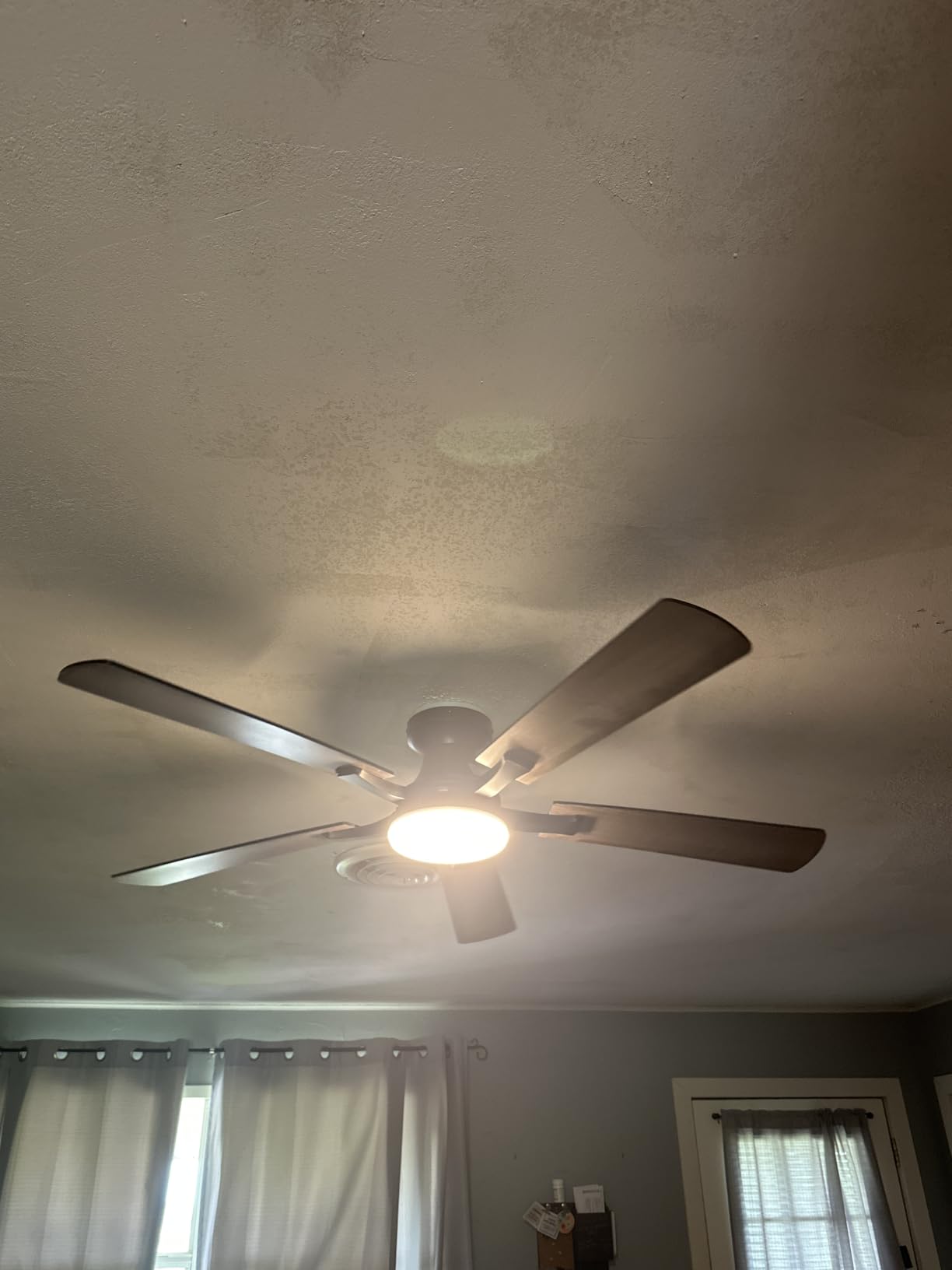 ZMISHIBO 52 Inch Smart Ceiling Fans with RGB Lights, Low Profile Flush Mount Ceiling Fan with Alexa/App/Remote Control, Dimmable 20W LED Light, Black Modern Fan for Living Room, Bedroom, Game Room customer photo 1