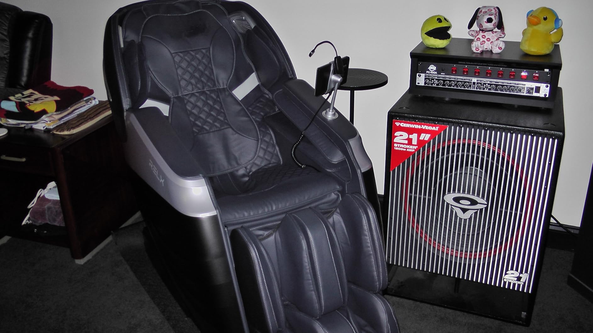 RELX Massage Chair Full Body, 20 Modes Zero Gravity SL-Track Shiatsu Massage Chair Built-in Heat System, Airbag Massage with Body Scan, Deep Yoga Stretch, Calfrest Extension and AI Control (Cream) customer photo 1