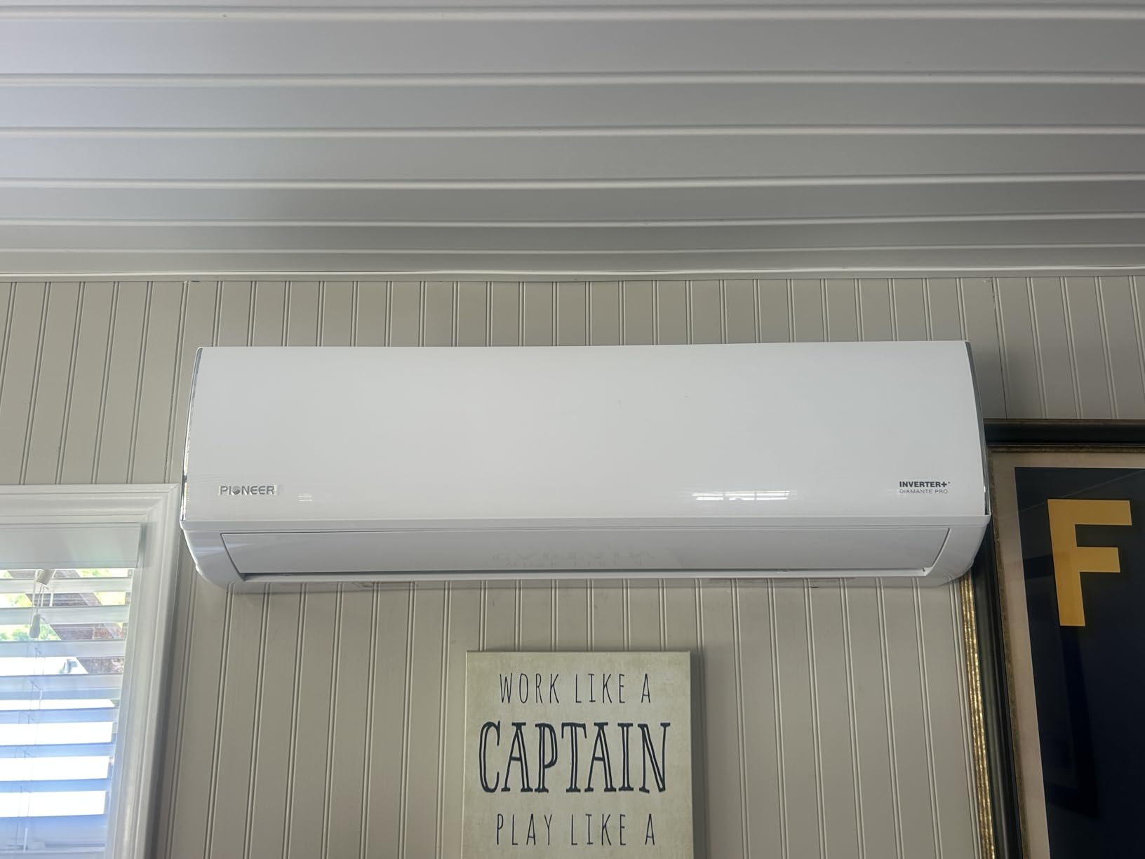Pioneer Diamante Pro 18,000 BTU 21 SEER2 230V High-Wall Ductless Mini-Split Air Conditioner Inverter Heat Pump with 16 Ft. Kit customer photo 1