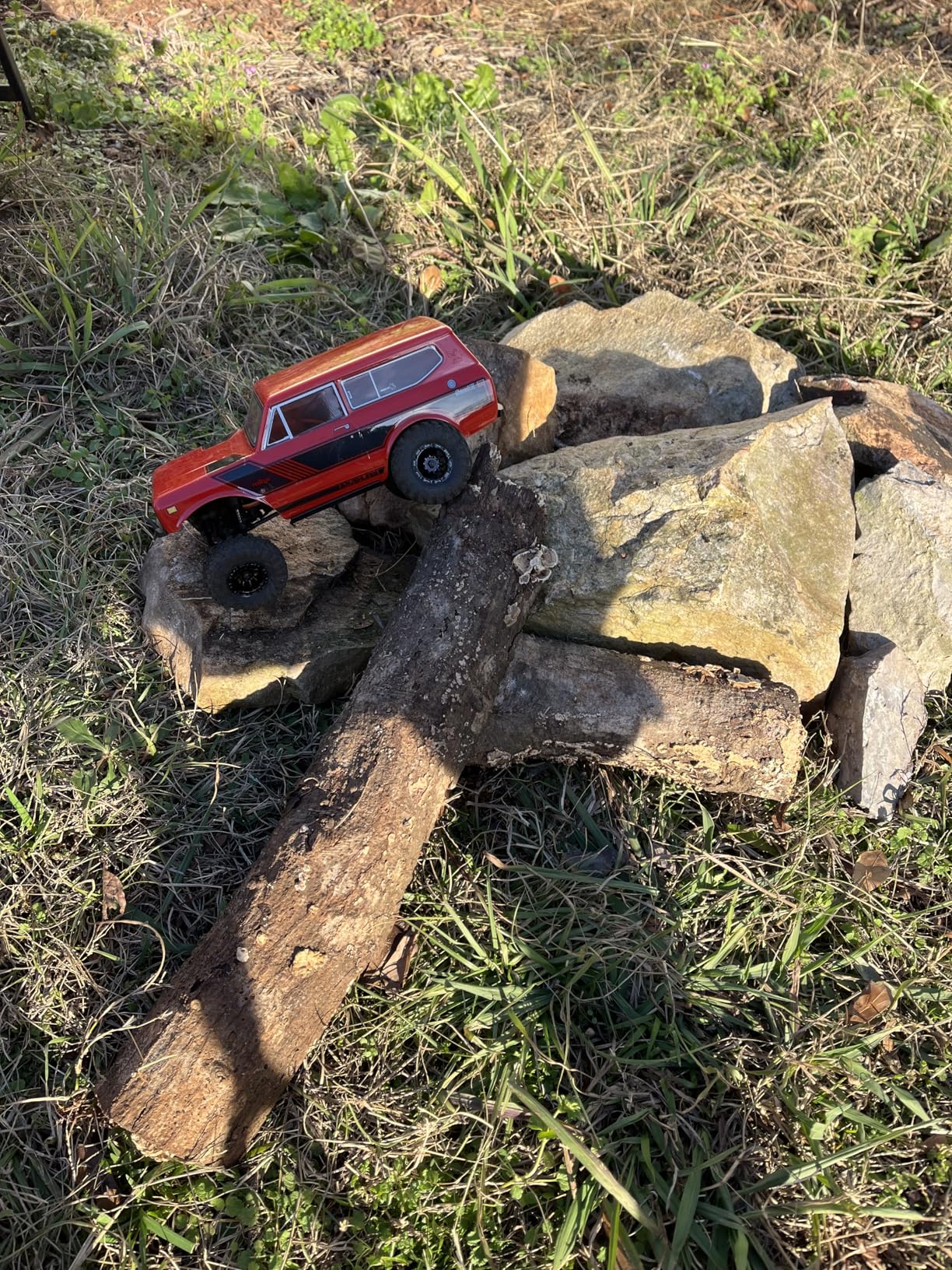 Redcat Racing Ascent-18 Scout II Brushless, 1/18 Scale RC Crawler, 4WD Remote Control Car, Aluminum Chassis, Red/Gold Dust customer photo 2
