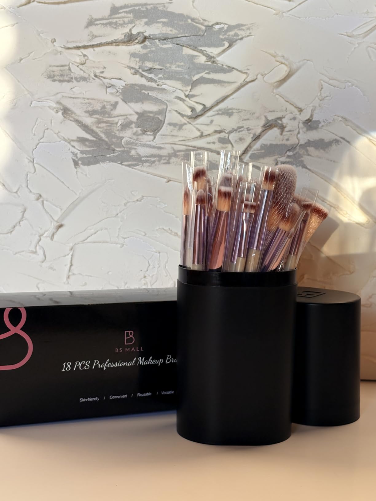 BS-MALL Professional Makeup Brush Set with Travel Case, Soft Synthetic Face & Eye Brushes for Foundation, Concealer, Powder, Blush & Eyeshadow for Beginners, Beauty Enthusiasts & Makeup Artists 18PCS customer photo 2