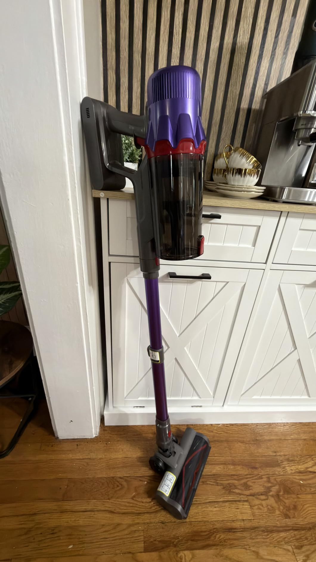 Cordless Vacuum Cleaner for Home - Powerful Stick Vacuum with HEPA Filter, 55-Min Runtime, LED Light, Anti-Tangle Brush, Detachable Battery, Lightweight Vacuum for Pet Hair, Carpets & Hard Floors customer photo 2