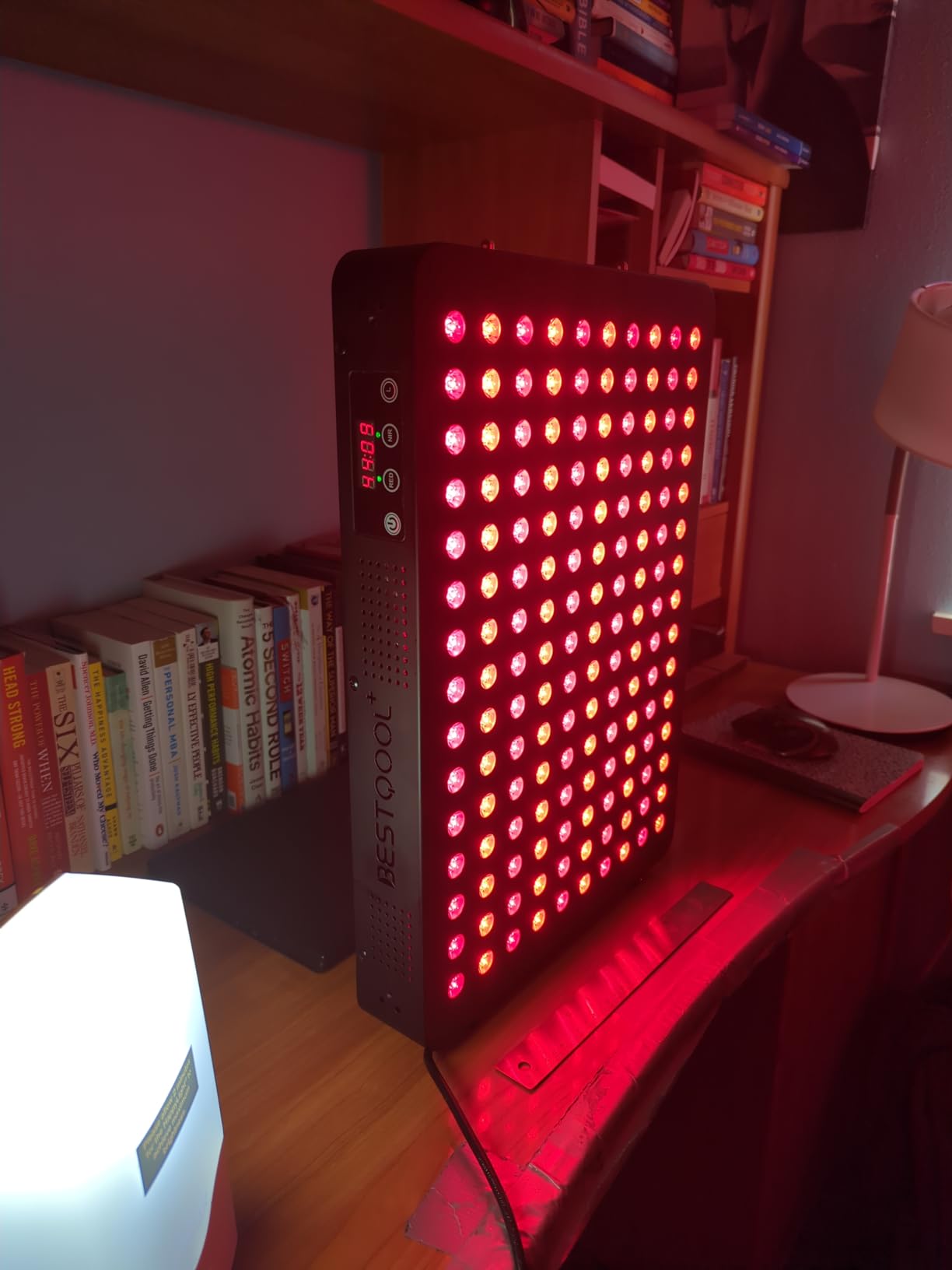 BestQool Red Light Therapy Panel, 6 Wavelengths Infrared Light Therapy with Stand, FSA-HSA Elite Grade 60 LED Dual Chip Red Light Therapy for Body, Face, Infrared and Red Light Lamp, 140W customer photo 2