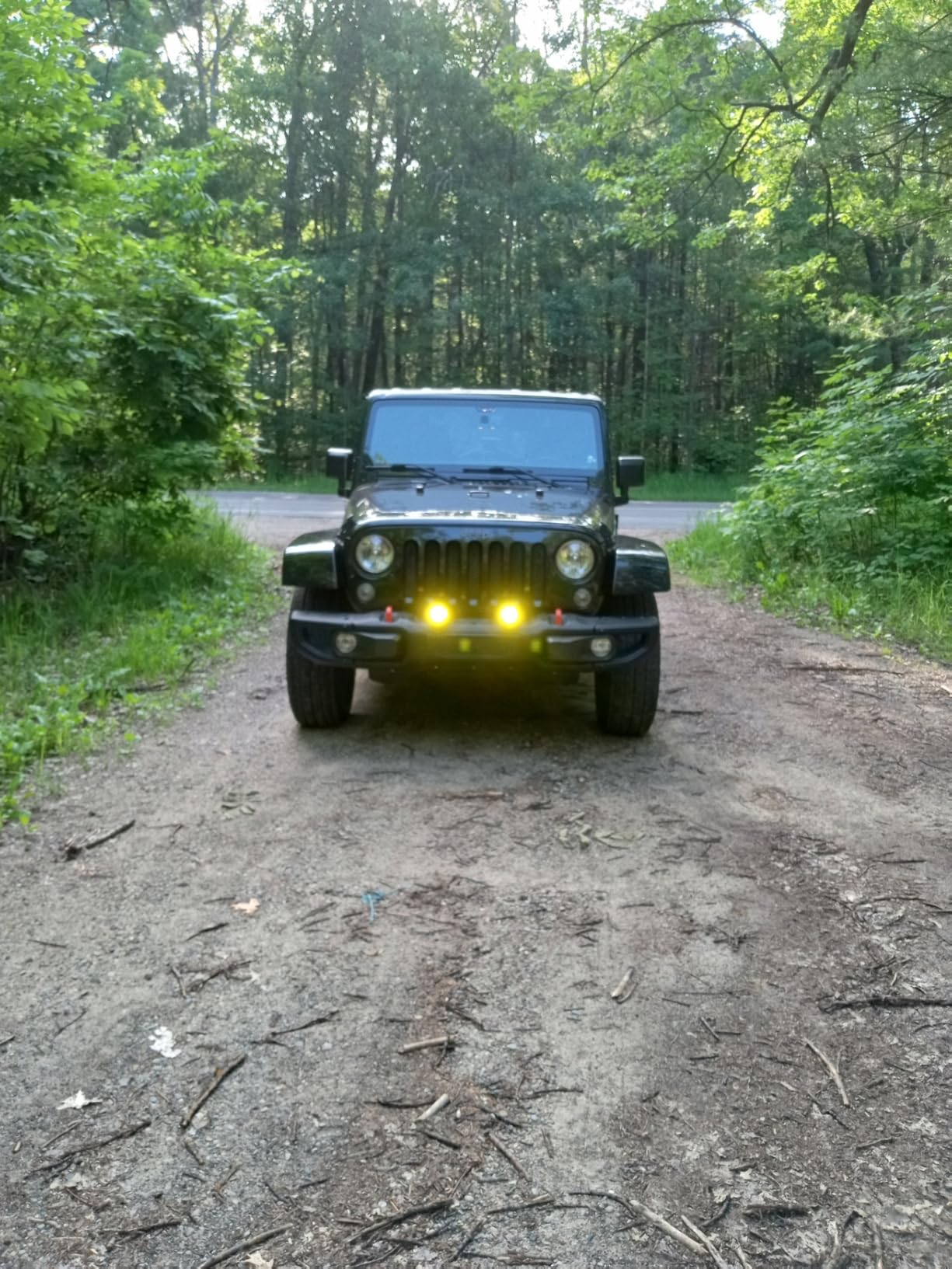 Auxbeam 7x5 Inch LED Pod V-MAX Series 270° Side Shooter Offroad Ditch Light | 6-in-1 Lighting Modes, 204W, 20400LM Output, Amber DRL & Backlight, Spot Flood Combo, Amber Cover, IP68 Rated, Offroad Ready customer photo 2
