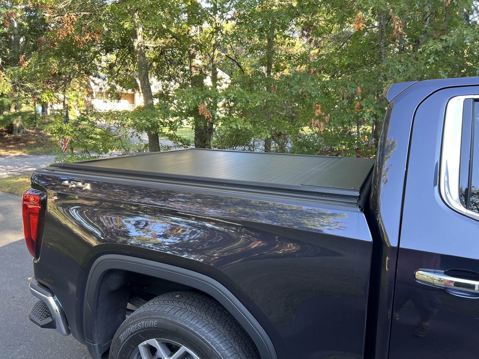 ONINE Pull-Lock-Go Retractable Hard Tonneau Cover Custom fit 2024-2026 Chevy Silverado EV GMC Sierra EV (NOT Compatible w/Midgate), Aluminum Matte Black, Weatherproof & Secure customer photo 2