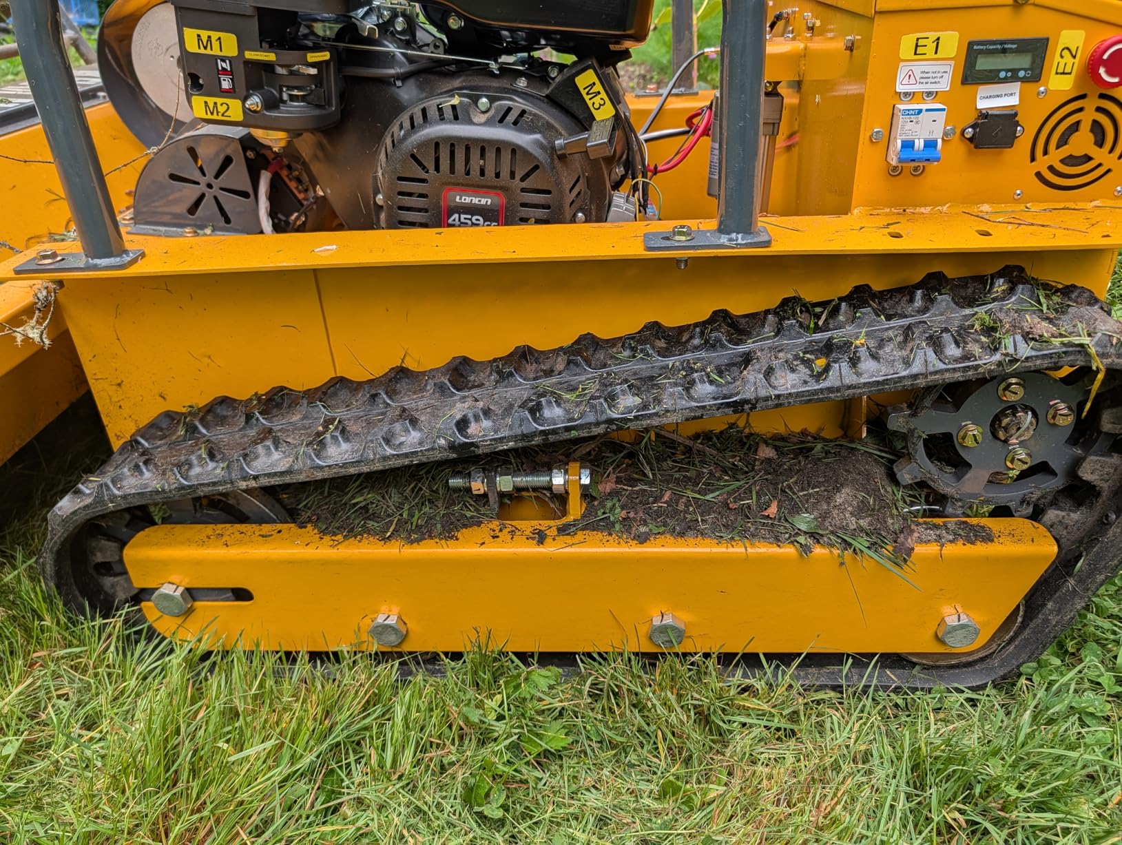 Remote Control Flail Mower with 459cc High-Power Engine | 39.4