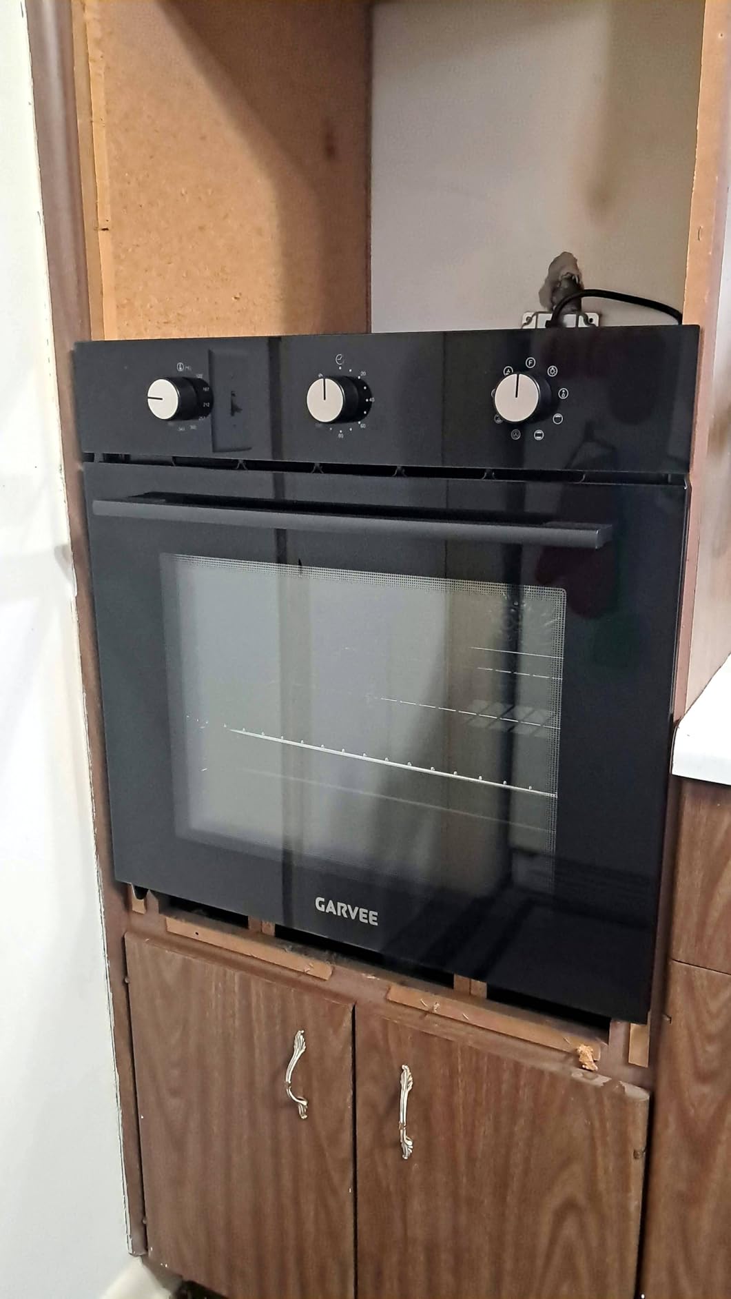 Garvee 24 Inch Built-in Electric Wall Oven, Single Convection Oven 2.5 Cu.Ft with 8 Cooking Functions, 3000W Power, Mechanical Knob Control, Black customer photo 1