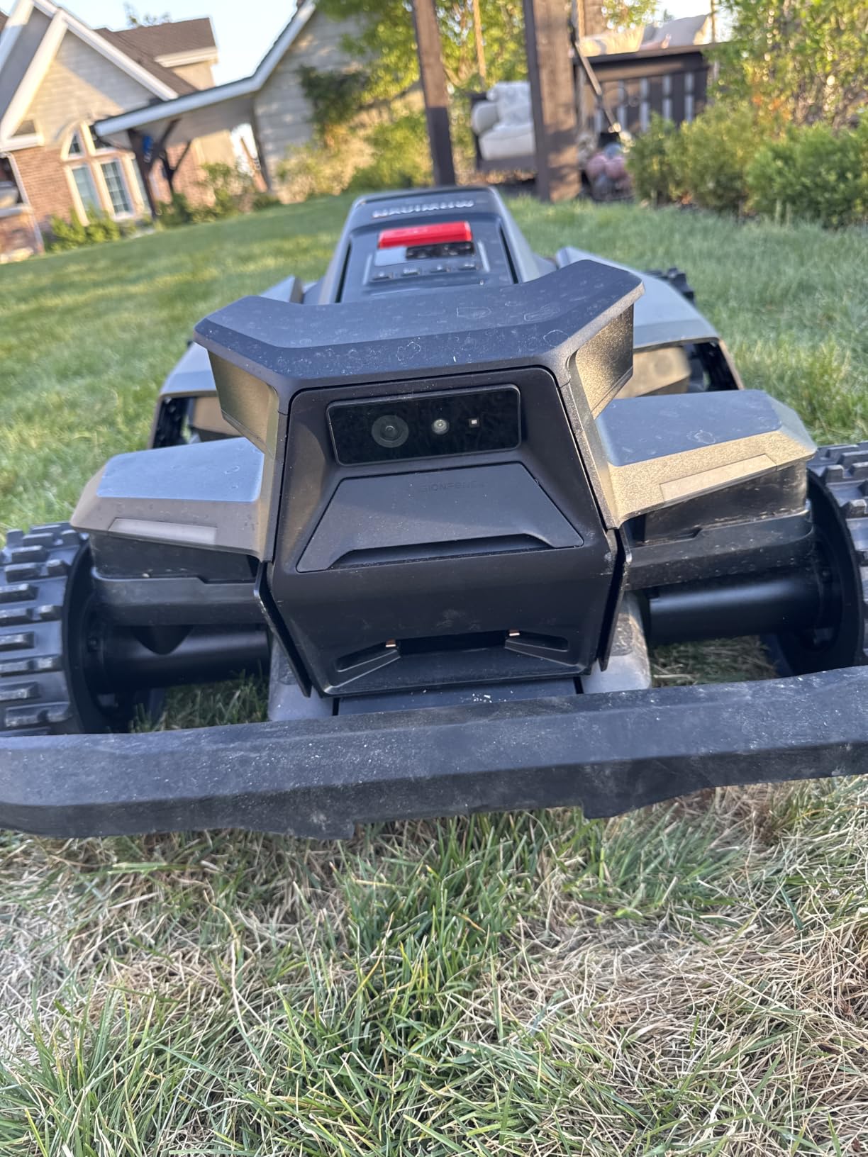 Segway Navimow i206 AWD Robot Lawn Mower, Wire-Free Robotic Mower, All-Wheel Drive for 45% Slopes, 2-3.6 in Adjustable Cutting Height, NRTK + Vision, Auto Mapping, 2.55Ah Battery, Covers 0.15 Acre customer photo 1