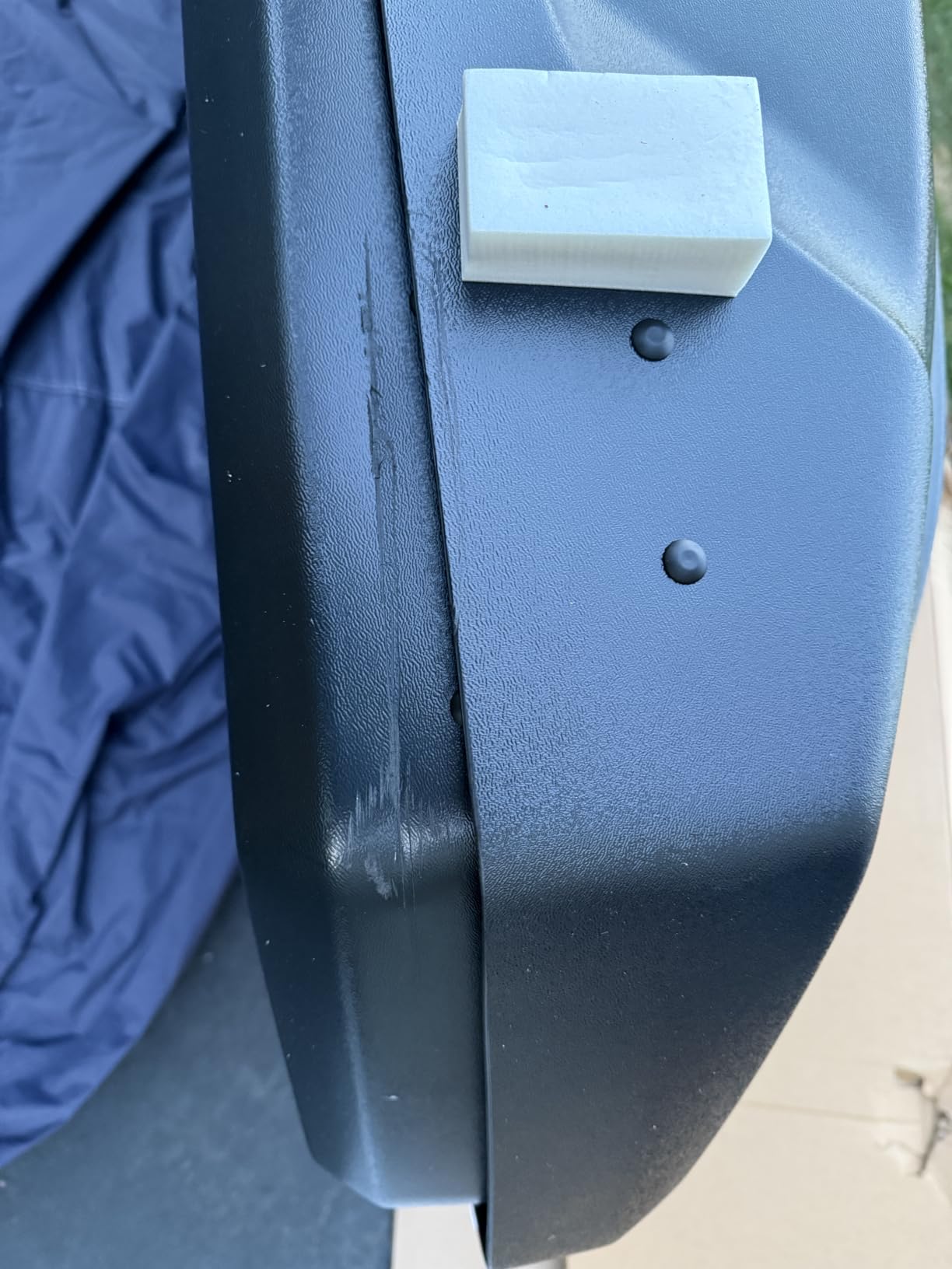 Thule Pulse 2 Aerodynamic Roof Mounted Box, Size L, 16 cu ft, Dual-Sided Opening with Locks, Tool-Free Install customer photo 2