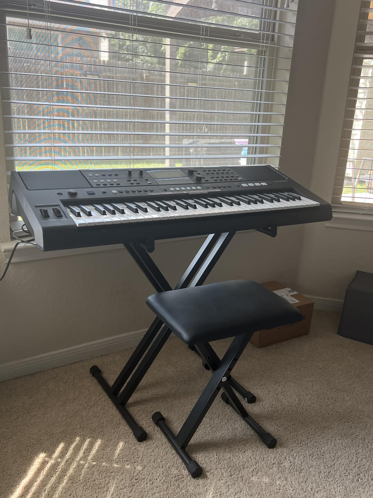 Yamaha PSR-E583, 61-Key Touch-Sensitive Portable Keyboard with Premium Sound, Music Rest and Power Adapter customer photo 1