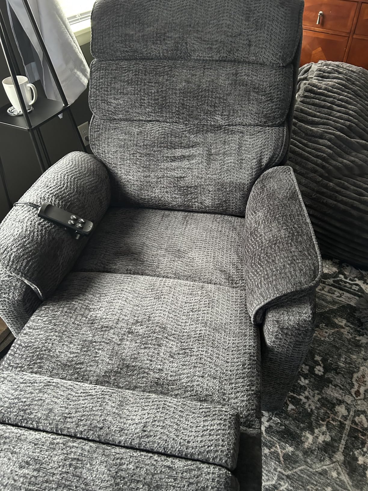 DYNOX 500LBS Heavy Duty Big and Tall Power Lift Recliner Chair, Extra Wide Tri-Motor Lift Chair with Reinforced Steel Frame, Extended Footrest, Heat Massage, 9398L, Chenille, Grey customer photo 1