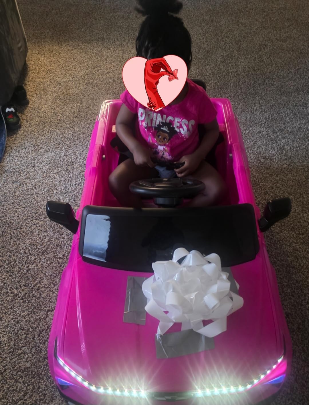 24V Licensed Chevrolet Silverado Electric Car for Kids, Ride on Toys for Toddlers with Remote Control, Soft Start, LED Lights, Music Player, Seat Belts, Easy to Assemble, Black customer photo 2