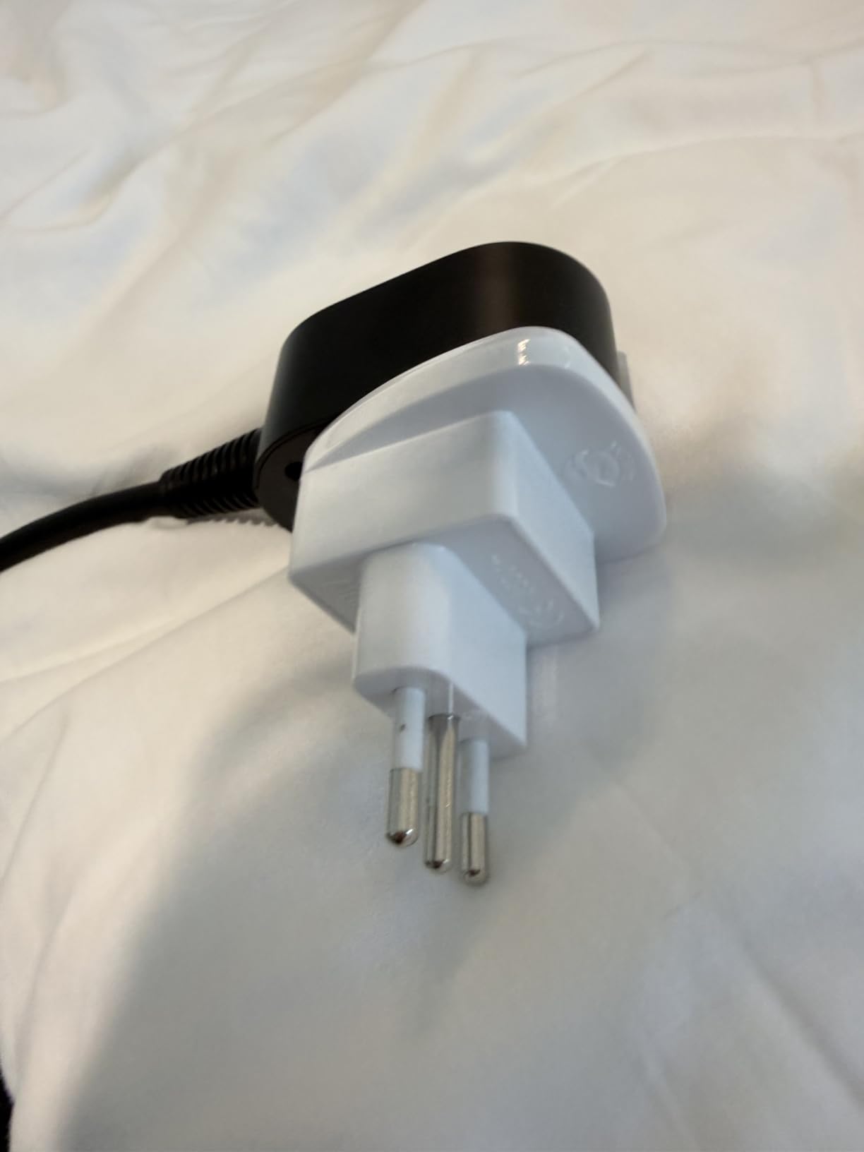 Dyson Supersonic Travel Hair Dryer, Lightweight, Universal Voltage customer photo 2