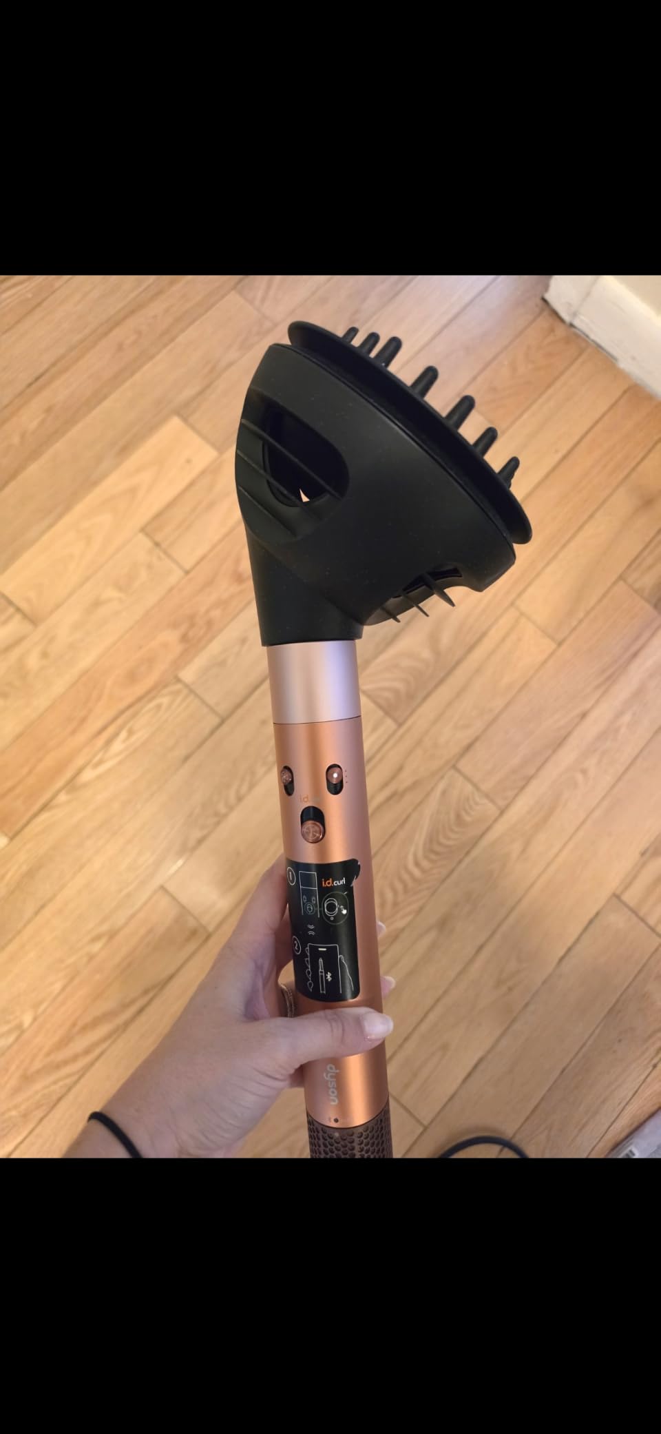 Dyson Airwrap Wave + Curl Diffuser customer photo 2