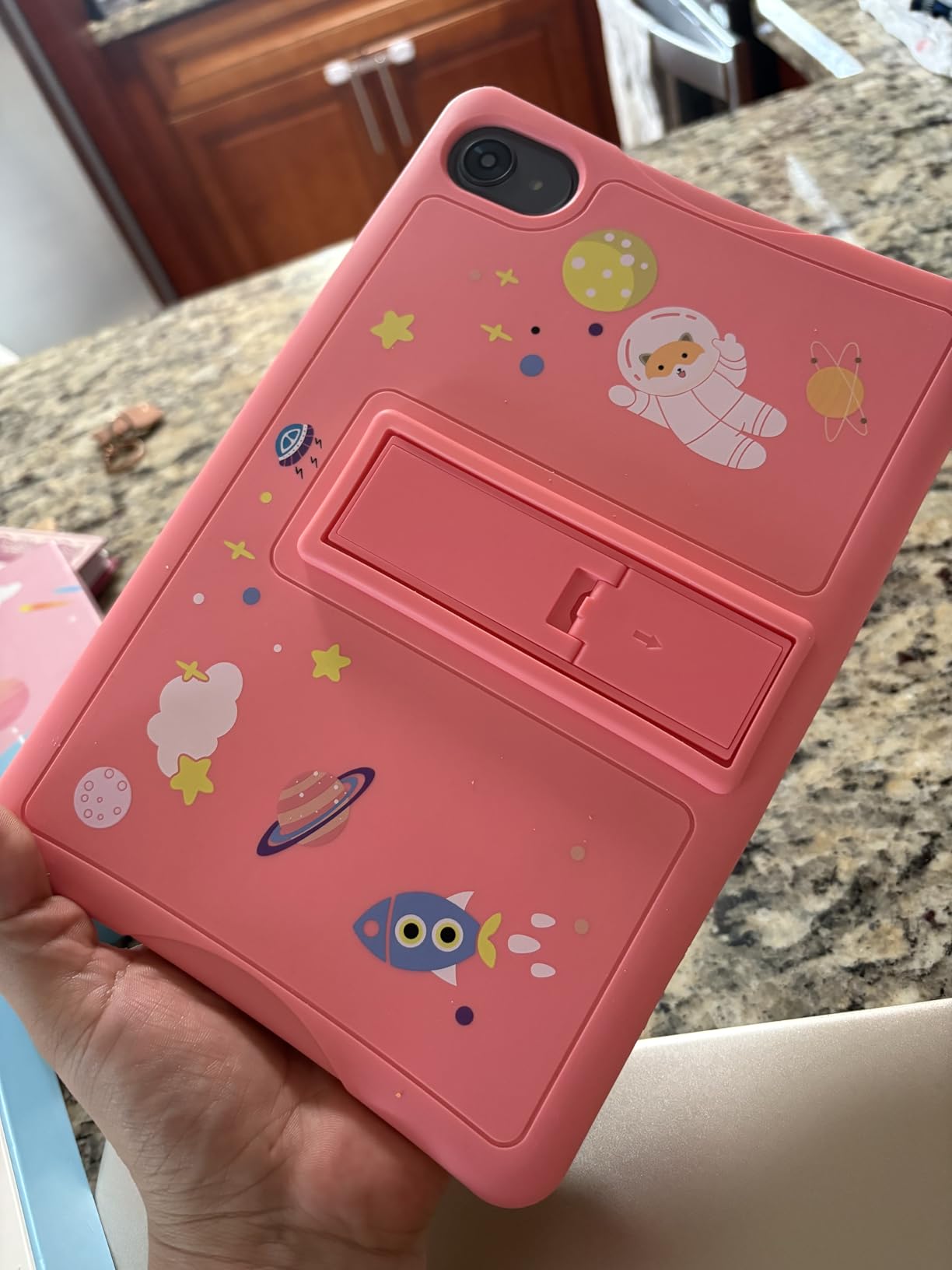 2026 Upgraded TABWEE Kids Tablet 10 Inch, Latest Android 16 Tablet for Kids Ages 6-12, 16GB RAM 64GB ROM (Expandable 2TB), HD Eye-Care Display, Parental Control, WiFi, Kid-Proof Case & Stylus Included customer photo 2