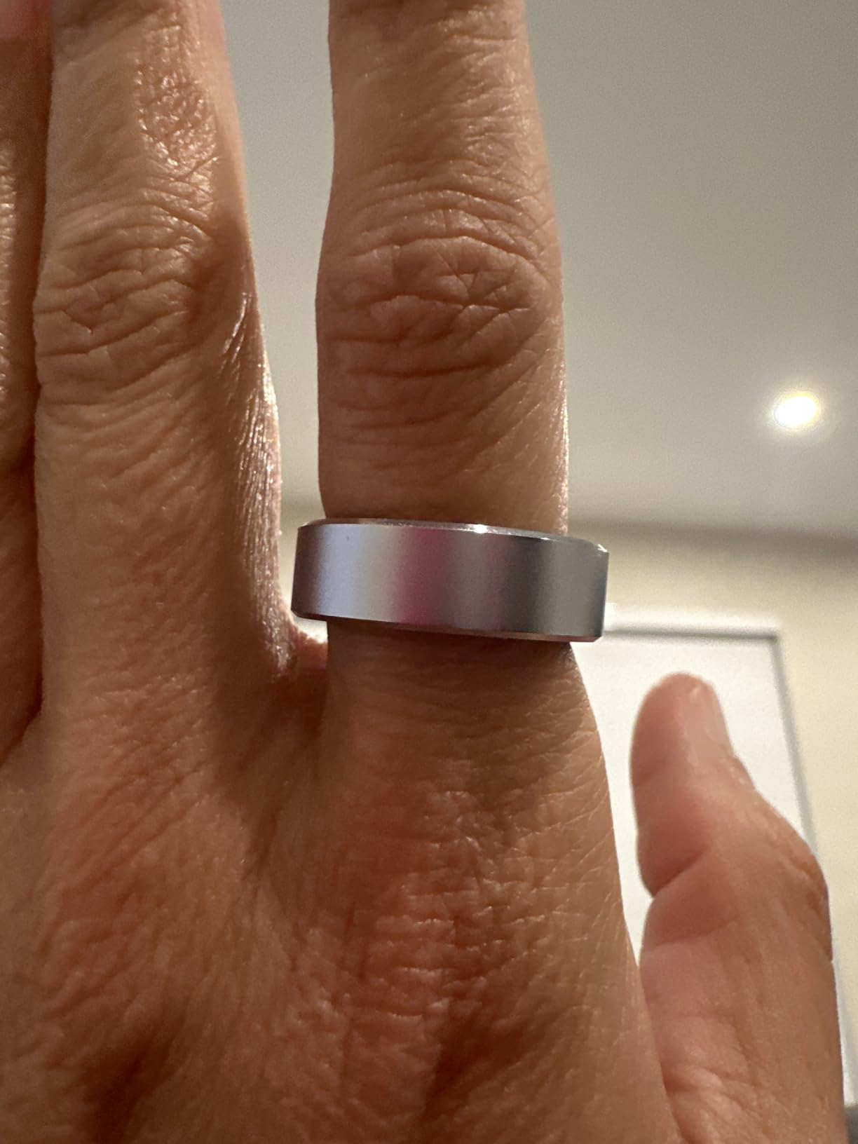 Smart Ring 2.0 for Women Men, Slim Scratch & Fingerprint Resistant Design, Advanced Chip Fitness Tracker, Sleep, Stress & Activity Monitoring, Waterproof, No Subscription Fees, Rose Gold 8 customer photo 2