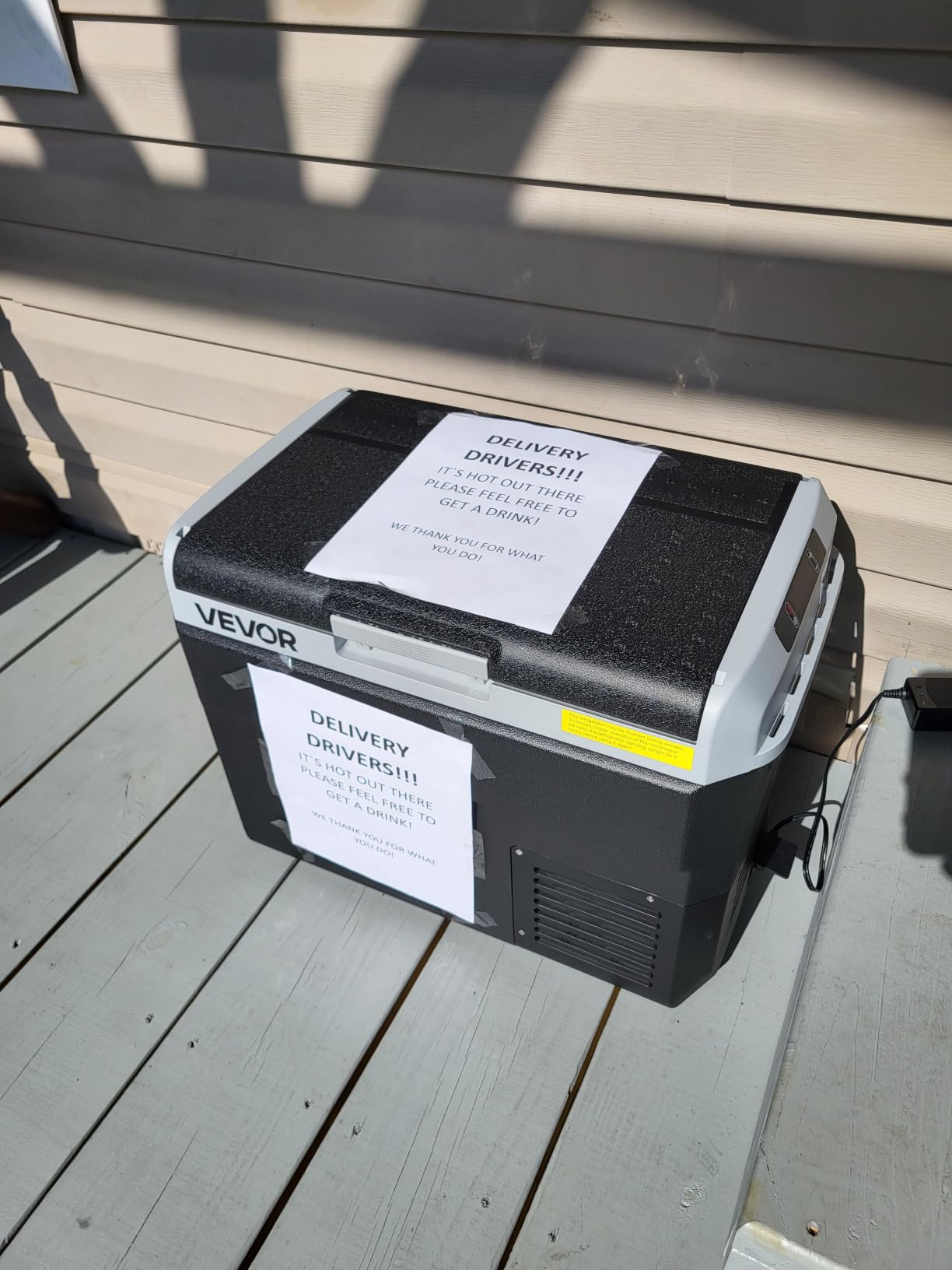 VEVOR 12V Car Refrigerator 10 QT, Portable Mini Freezer with APP Control, -4℉ to 68℉, 12/24V DC & 110-220V AC Compressor Cooler for Travel, Camping, Home, Road Trip customer photo 1
