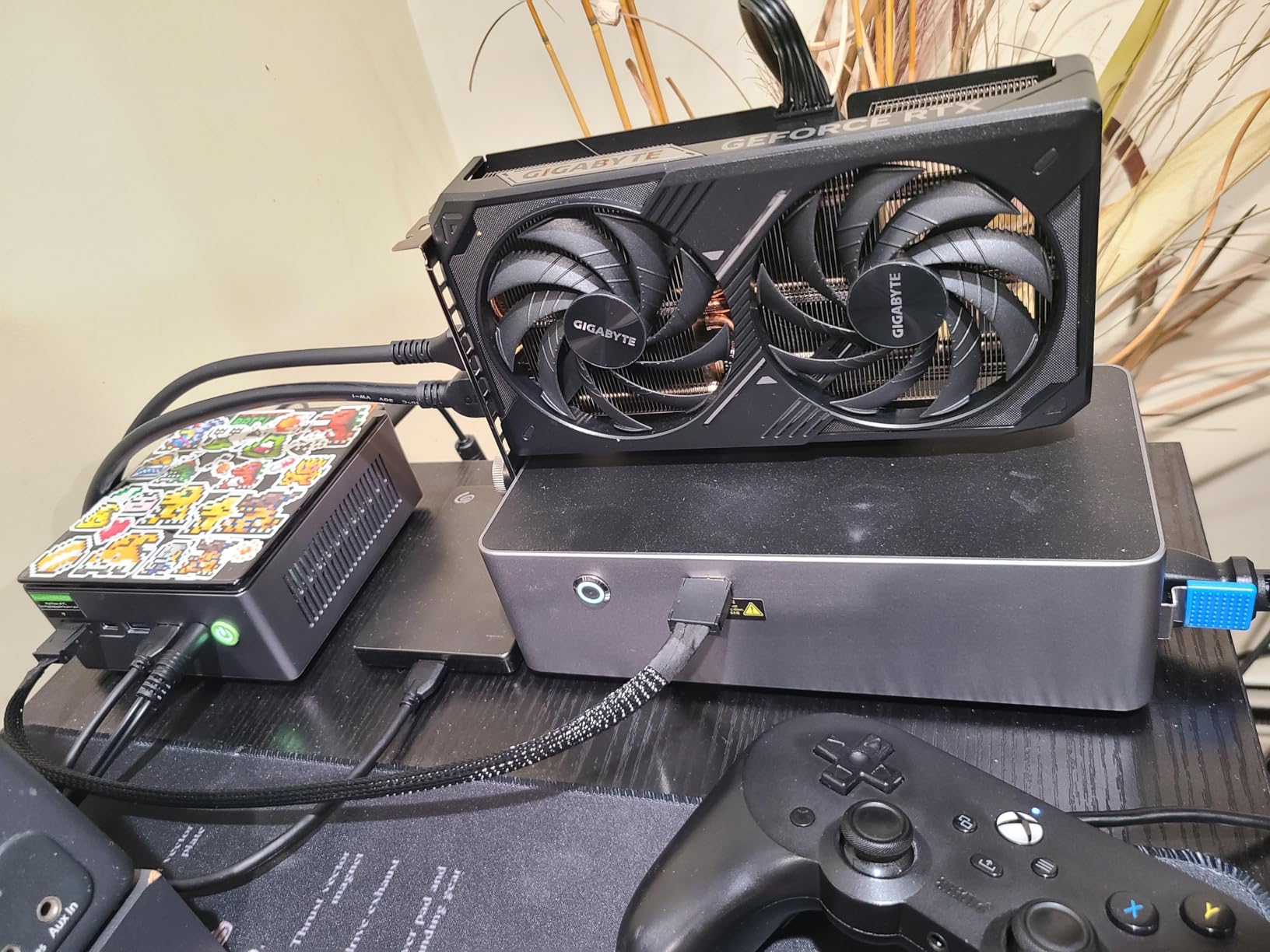 AOOSTAR AG03 EGPU Docking Station, with OCuLink & Dual Thunderbolt 5 (80Gbps), Built-in 800W Power Supply, Supports Up to 500W Mainstream NVIDIA and AMD Graphics Cards, PCIe 4.0 x4, 140W PD customer photo 1