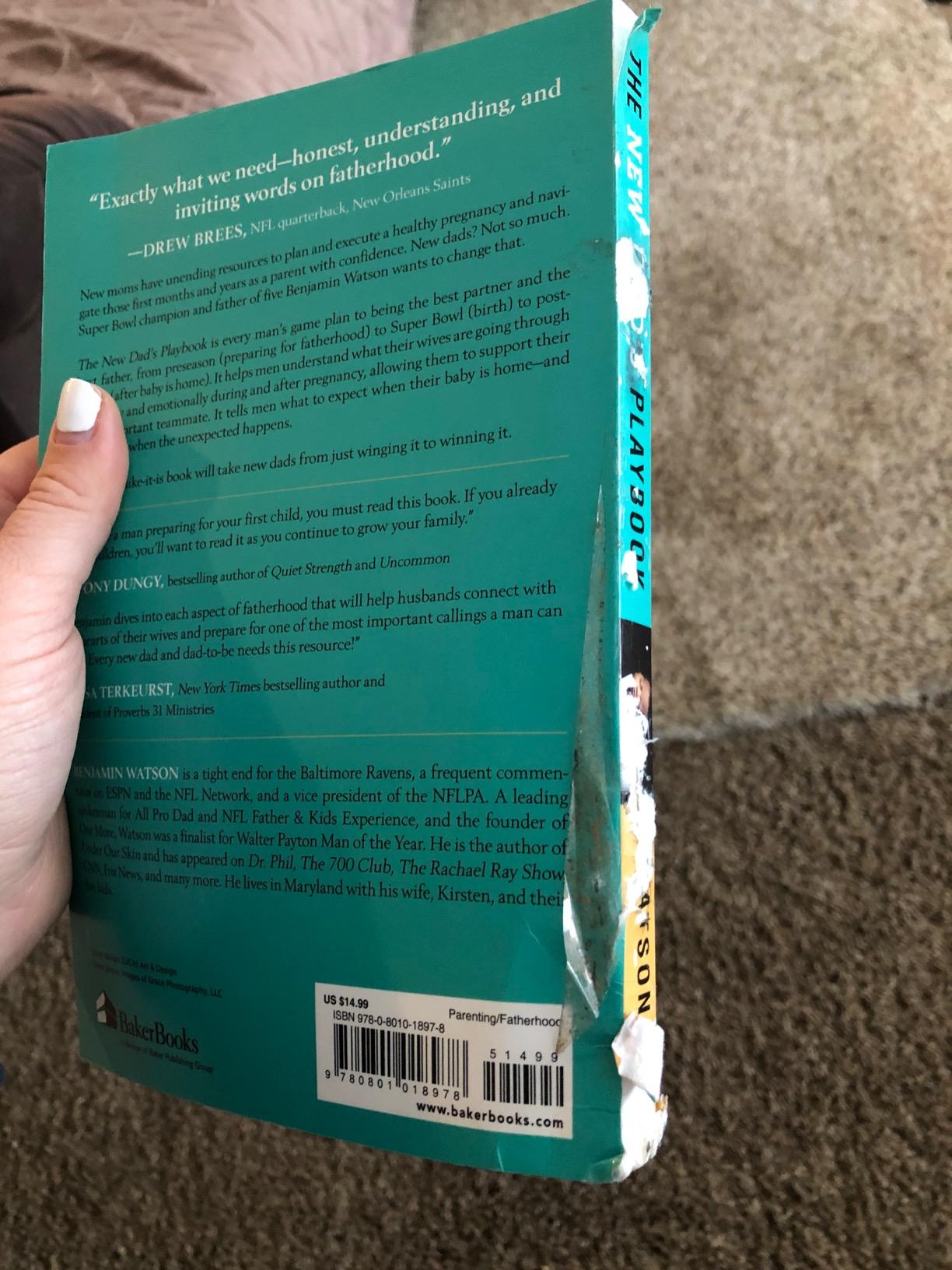 The New Dad's Playbook: Gearing Up for the Biggest Game of Your Life - A New Dad Book, Perfect for First Time Dads and Fathers to Be customer photo 1