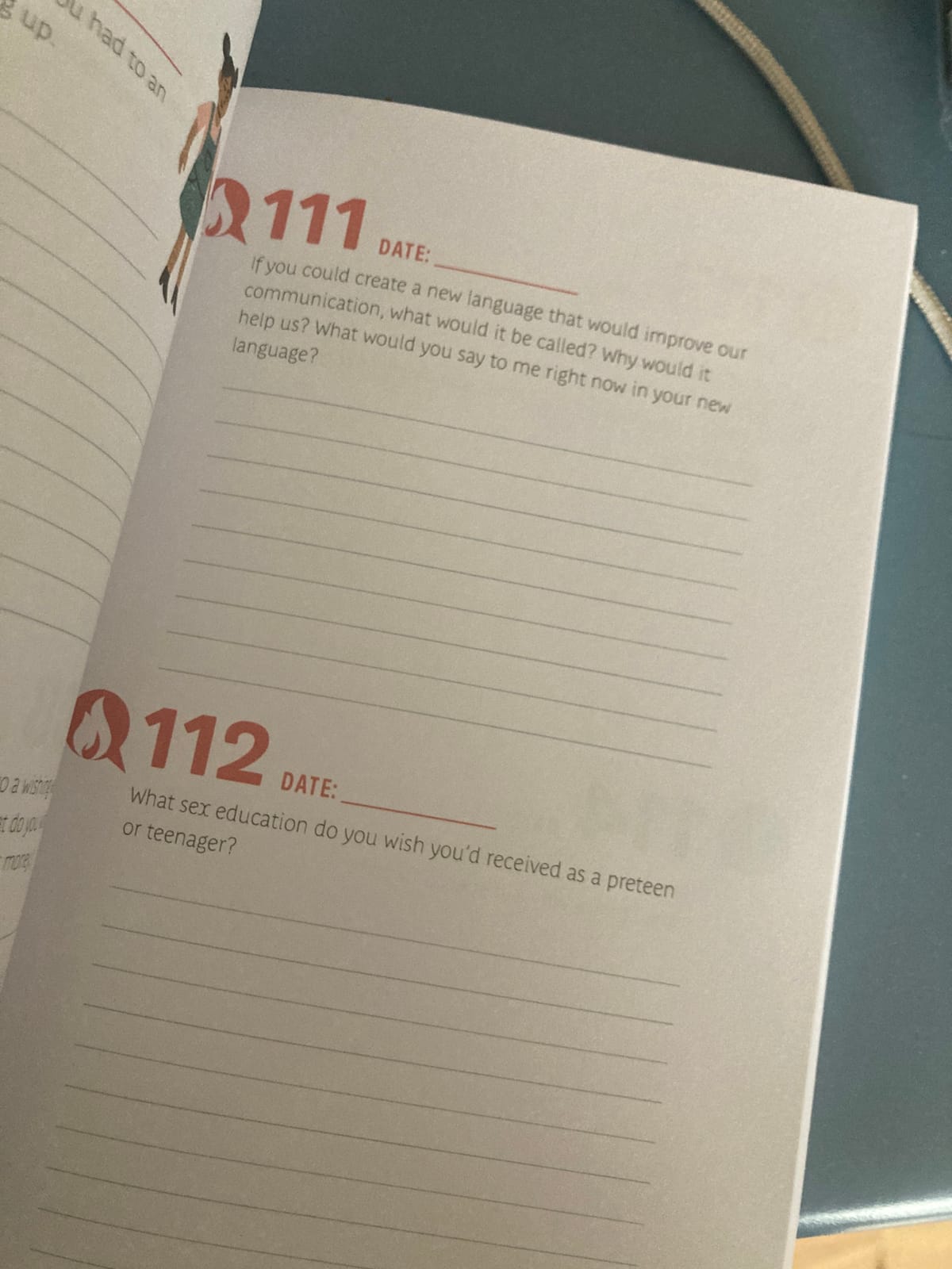 A Year of Us: A Couple's Journal: One Question a Day to Spark Fun and Meaningful Conversations (Question a Day Couple's Journal) customer photo 1