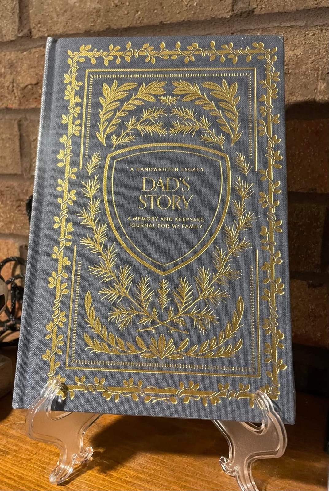 Dad's Story Journal (Linen Hardcover): A Memory and Keepsake Journal for My Family (Heirloom Story Books and Guided Journals) customer photo 1