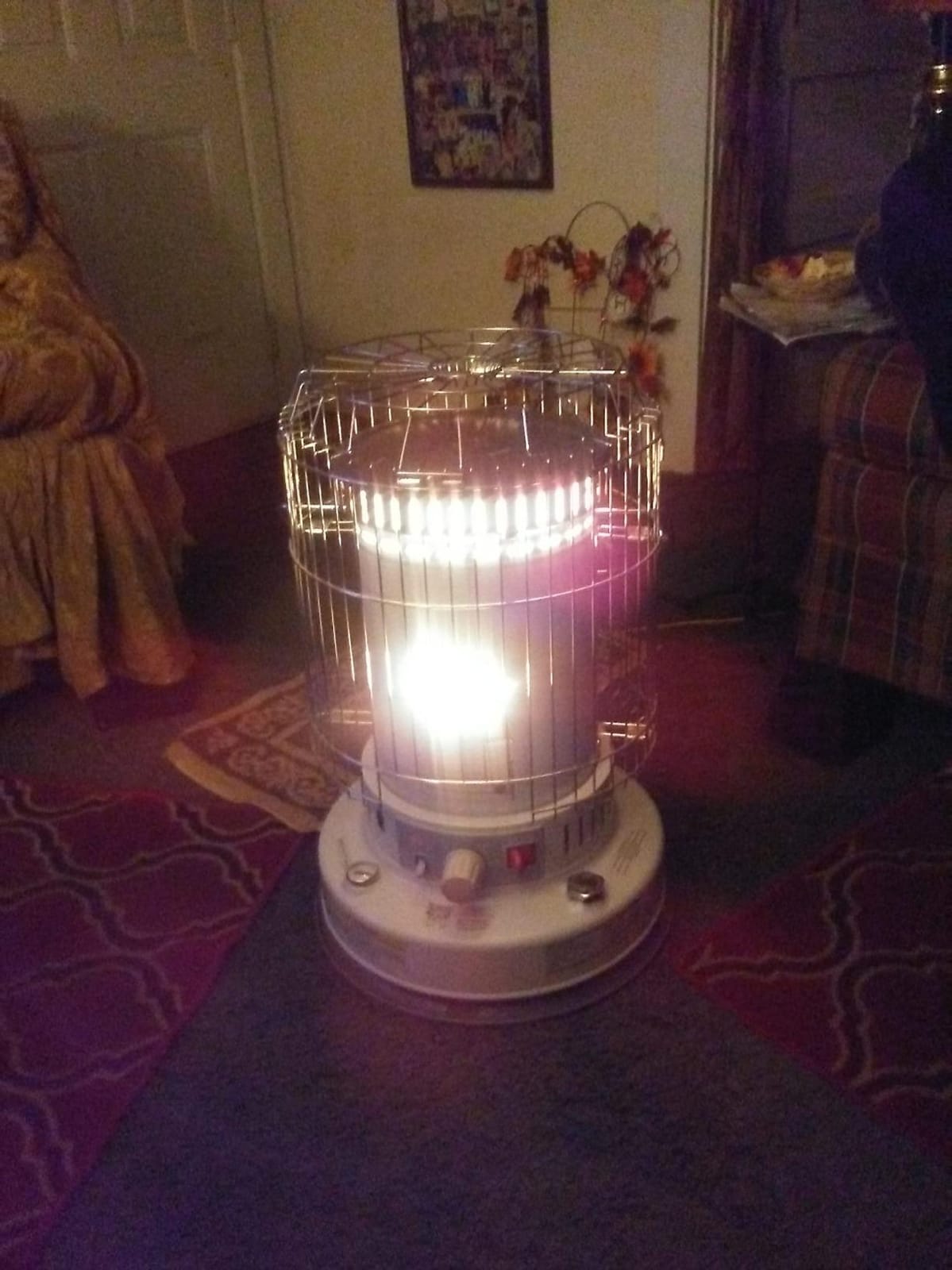Comfort Glow Indoor Kerosene Convection Heater, 23,800 BTUs, Grey - KW-24J | Heater for Winter Emergencies, 360 Degree Heating Radius, Heats up to 1,000 sq. ft., Operates up to 12 Hour on One Tankful customer photo 2