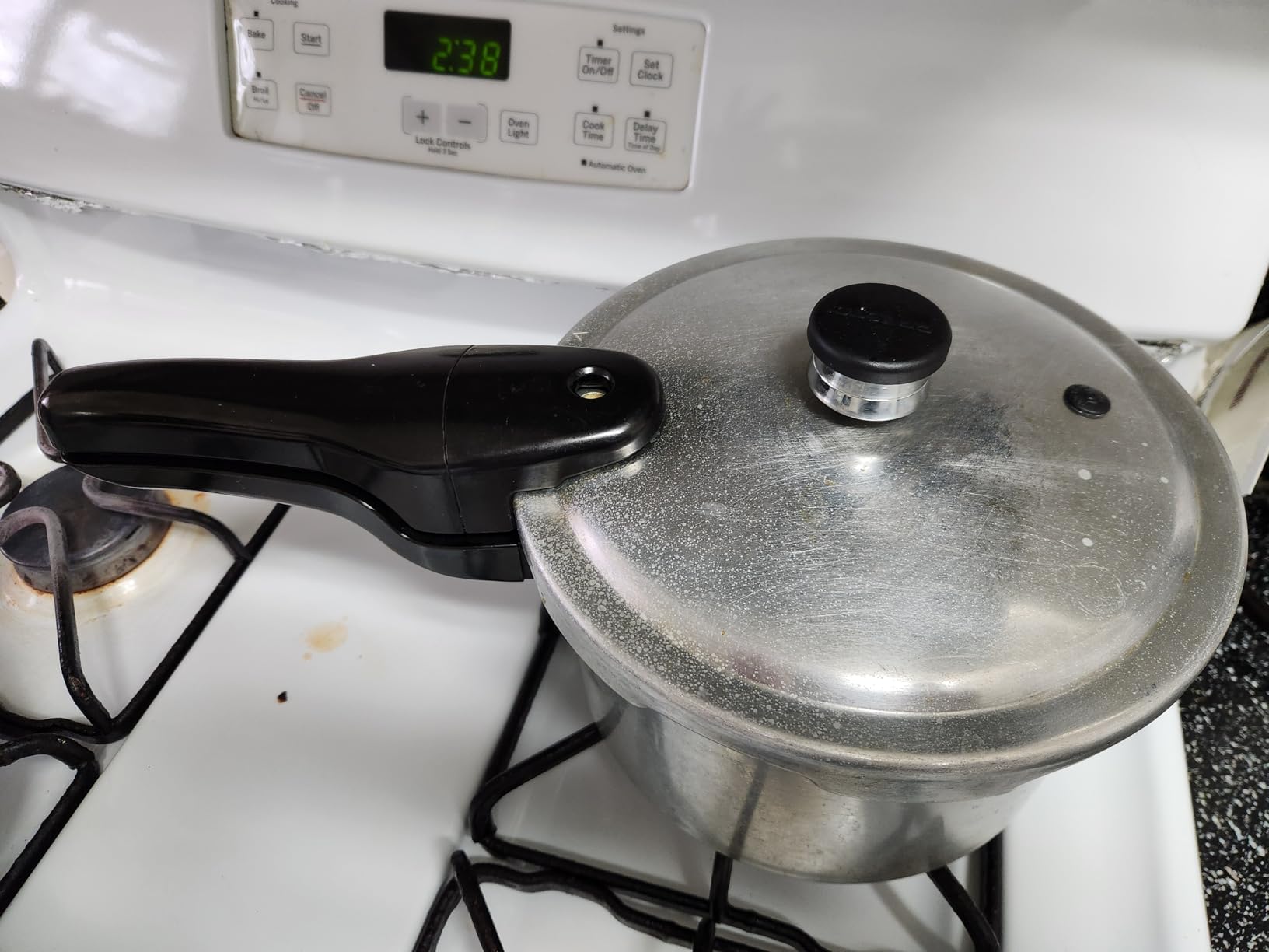 Presto 01264 6-Quart Aluminum Pressure Cooker customer photo 1