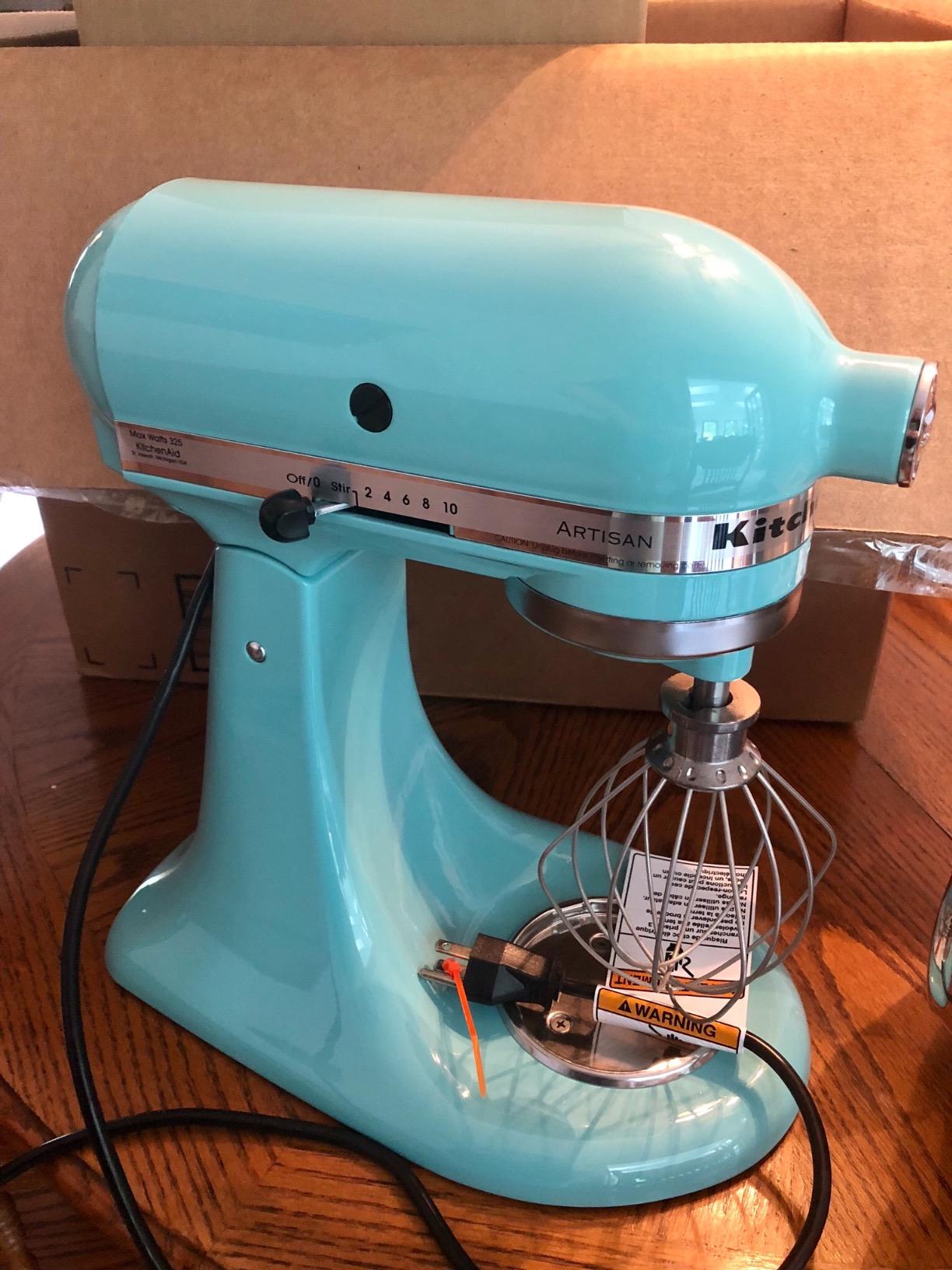 KitchenAid Artisan Series 5 Quart Tilt Head Stand Mixer with Pouring Shield KSM150PS, Cast Iron customer photo 1