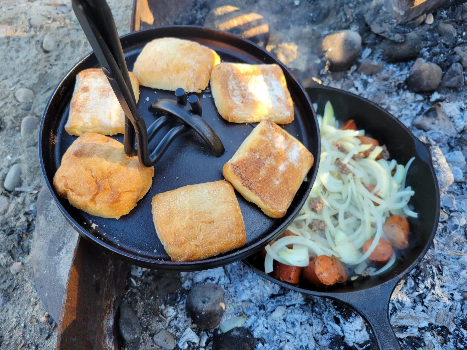 Lodge Pre-Seasoned Cast Iron Deep Camp Dutch Oven with Lid, 8 Quart | Dual Handles & Steel Handle for Heavy-Duty Camping Cookware, Outdoor Use & Campfire Cooking customer photo 2