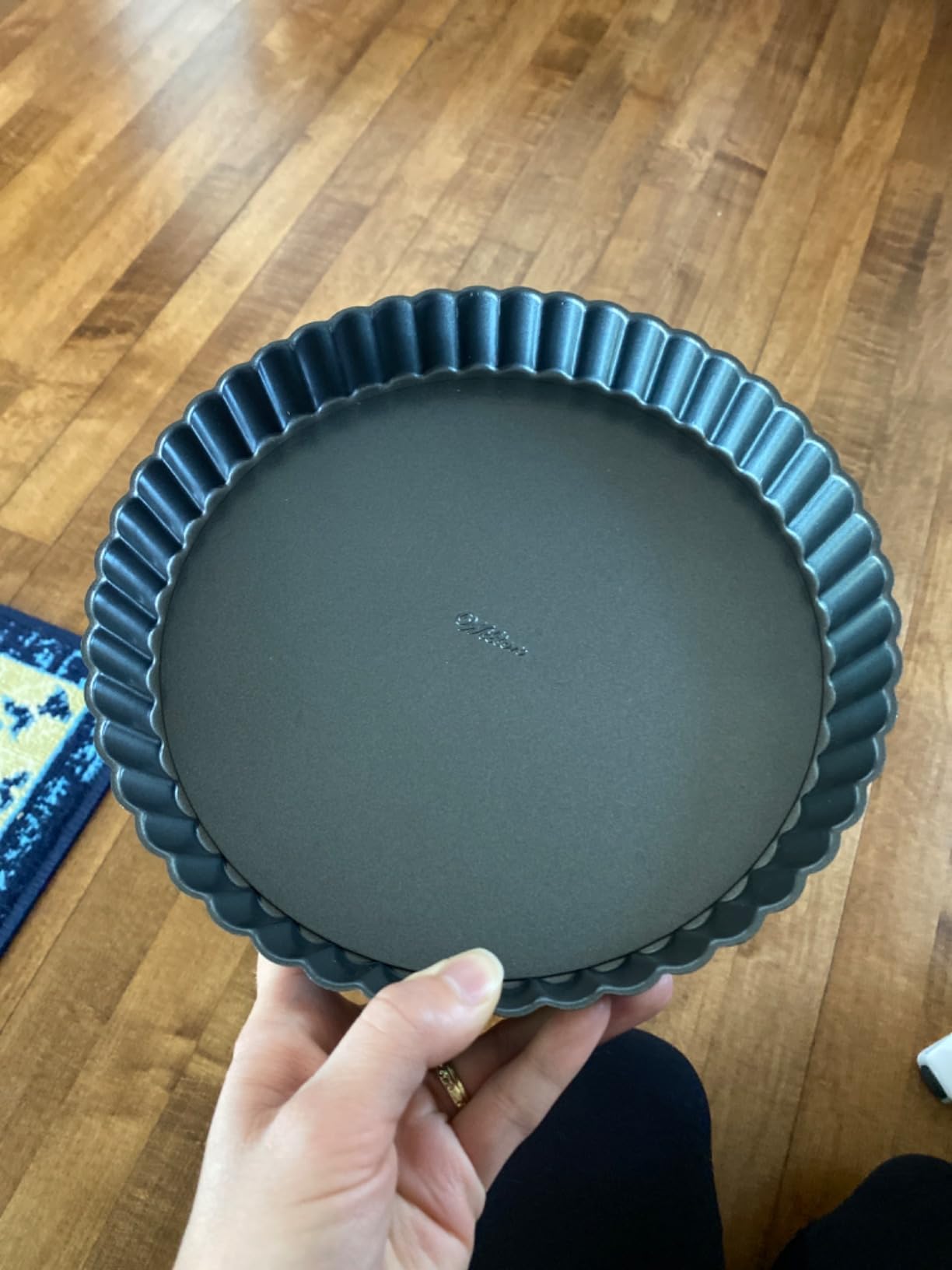 Wilton Excelle Elite Non-Stick Tart and Quiche Pan with Removable Bottom, 9-Inch, Steel customer photo 2