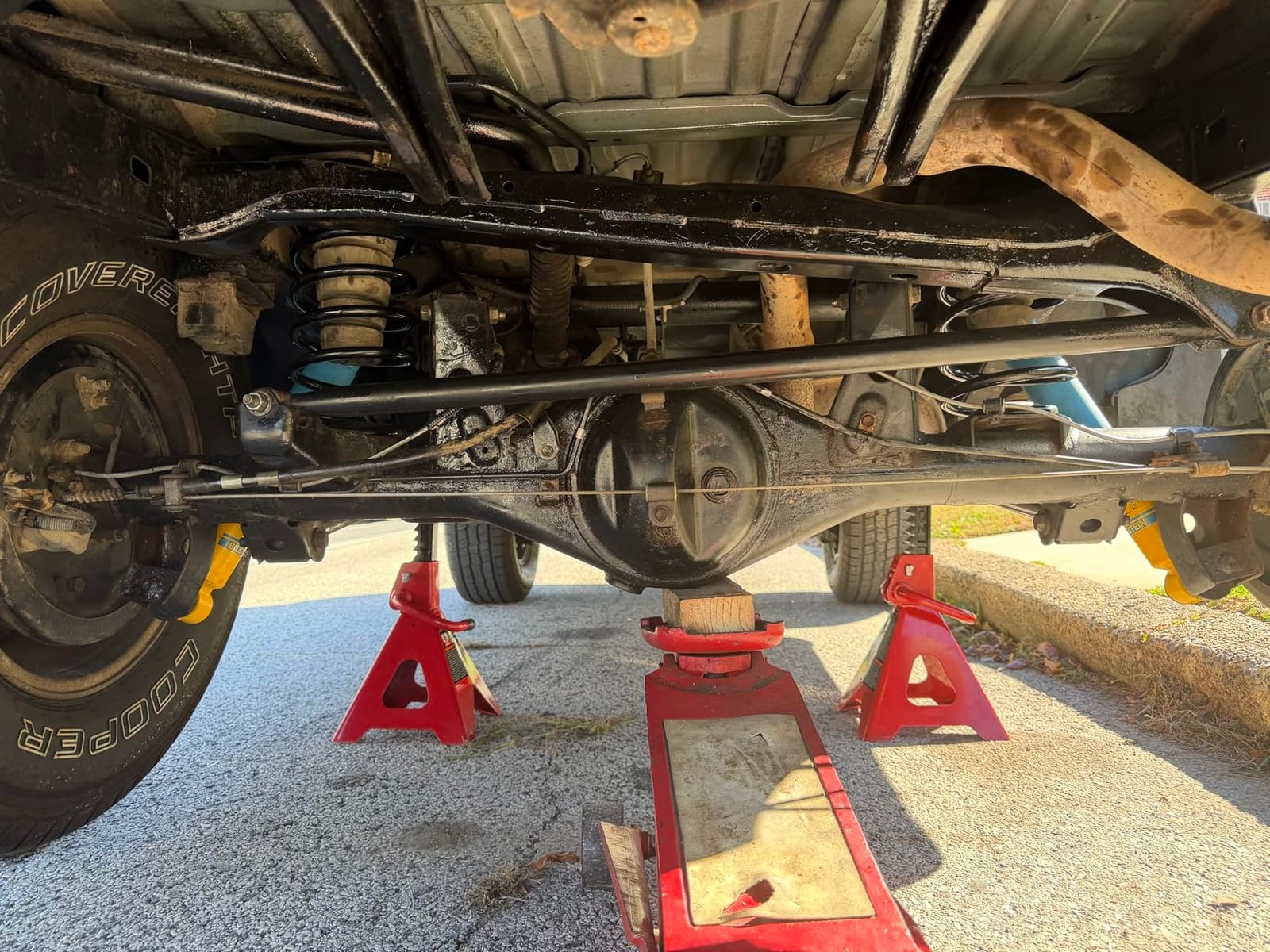 BIG RED T46002A Torin Steel Jack Stands: Double Locking, 6 Ton (12,000 lb) Capacity, Red, 1 Pair customer photo 2