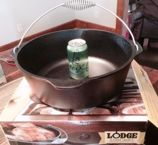Lodge Pre-Seasoned Cast Iron Dutch Oven with Bail Handle, 9 Quart | Heavy-Duty Campfire Ready Cooking Pot & Lid, Cast Iron for Indoor & Outdoor Cooking, Naturally Nonstick customer photo 1