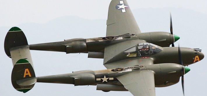 Academy P-38 Lightning (J, Droopsnoot, Pathfinder, Recon),Black 0.5 Liters customer photo 2